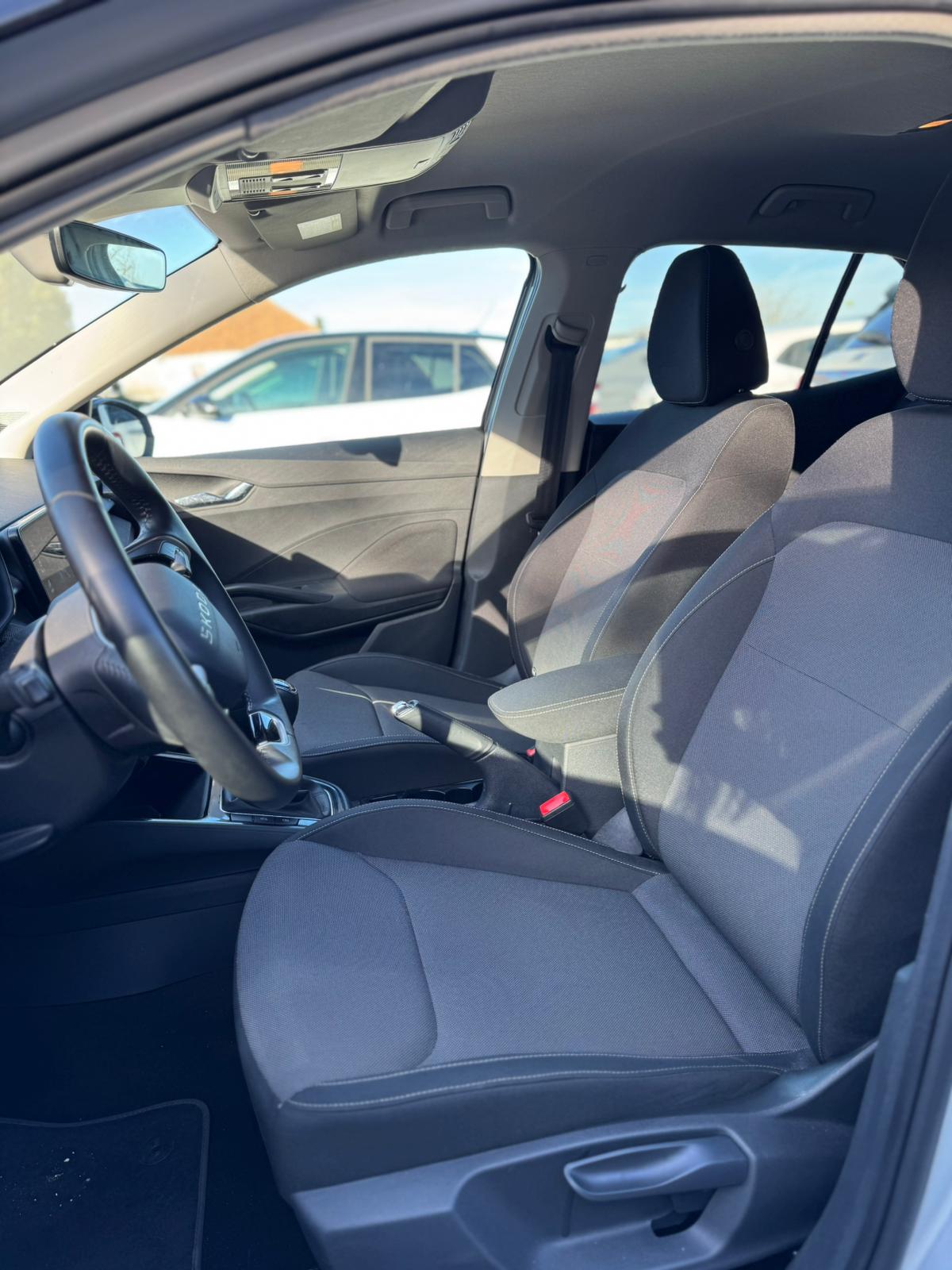 Achat SKODA FABIA 1.0 TSI EVO 95 CV 130 EDITION 06/03/2025 en France pour importation en Algérie (Occasion). Spécialiste Export -3 ans, CCR, Mujahid chez DJ CAR. Réf 18eqkd3b