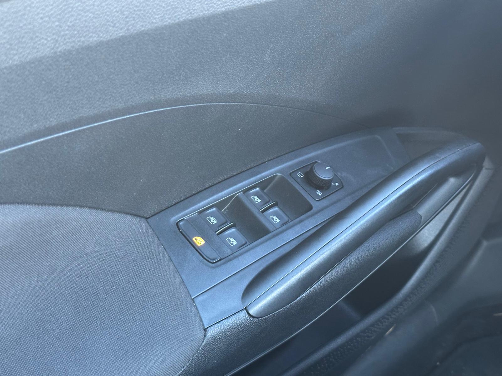 Achat SKODA FABIA 1.0 TSI EVO 95 CV 130 EDITION 28/03/2025 en France pour importation en Algérie (Occasion). Spécialiste Export -3 ans, CCR, Mujahid chez DJ CAR. Réf x3wczib