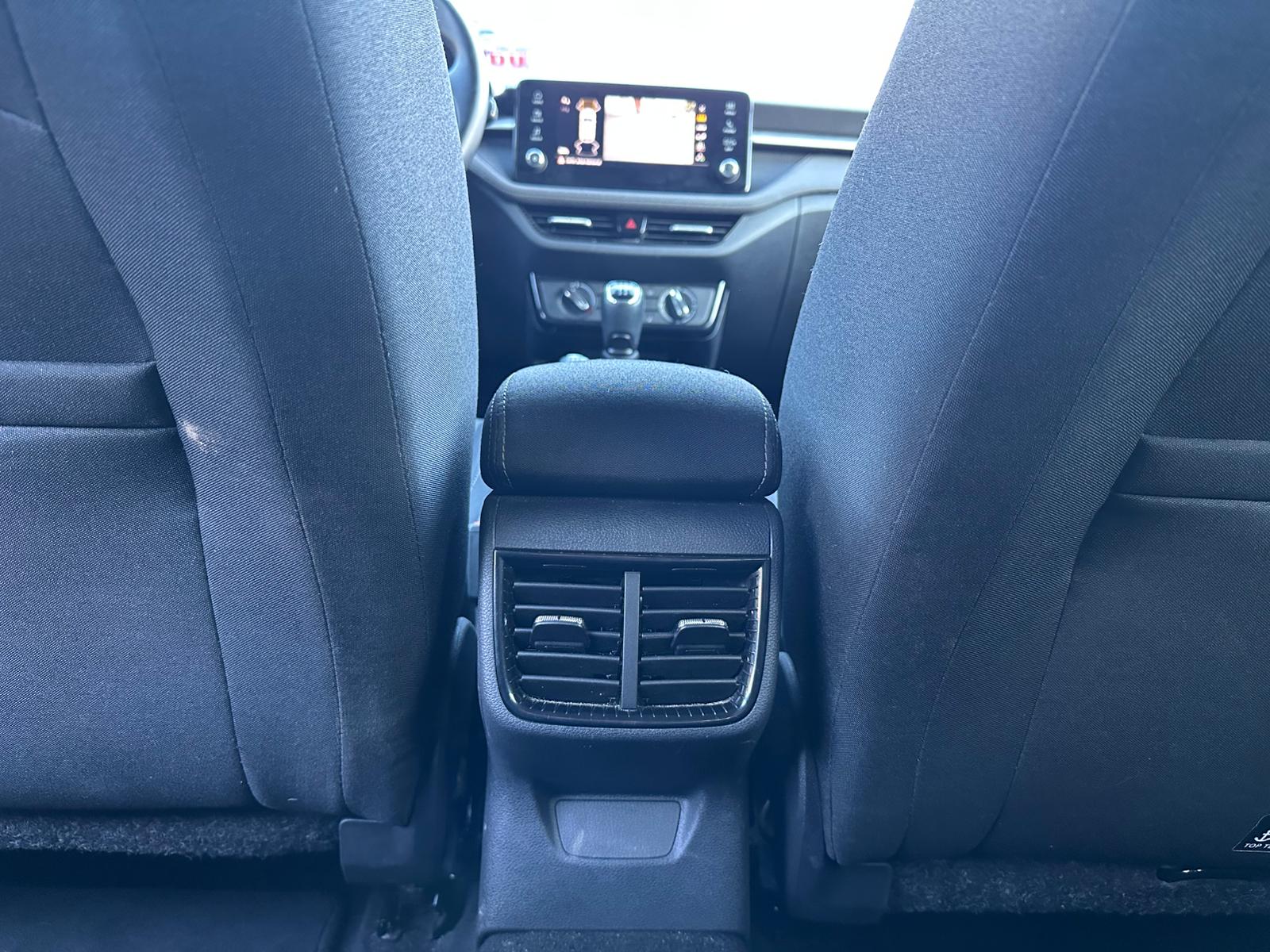 Achat SKODA FABIA 1.0 TSI EVO 95 CV 130 EDITION 28/03/2025 en France pour importation en Algérie (Occasion). Spécialiste Export -3 ans, CCR, Mujahid chez DJ CAR. Réf x3wczib