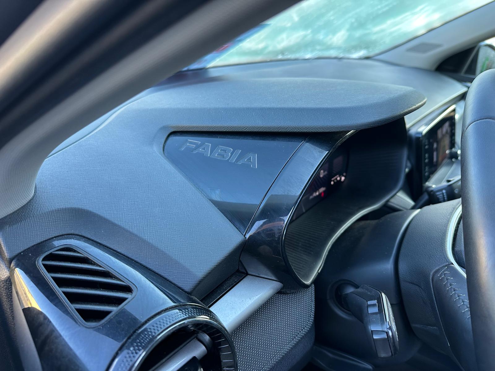 Achat SKODA FABIA 1.0 TSI EVO 95 CV 130 EDITION 28/03/2025 en France pour importation en Algérie (Occasion). Spécialiste Export -3 ans, CCR, Mujahid chez DJ CAR. Réf x3wczib