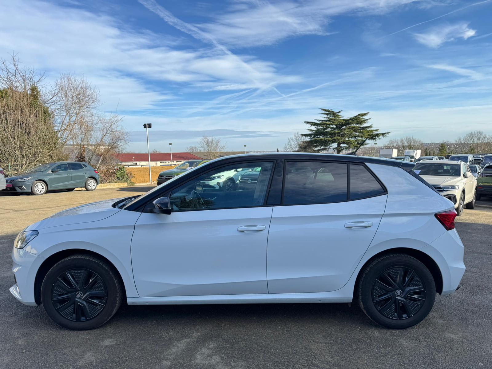 Achat SKODA FABIA 1.0 TSI EVO 95 CV 130 EDITION 28/03/2025 en France pour importation en Algérie (Occasion). Spécialiste Export -3 ans, CCR, Mujahid chez DJ CAR. Réf rm0i98