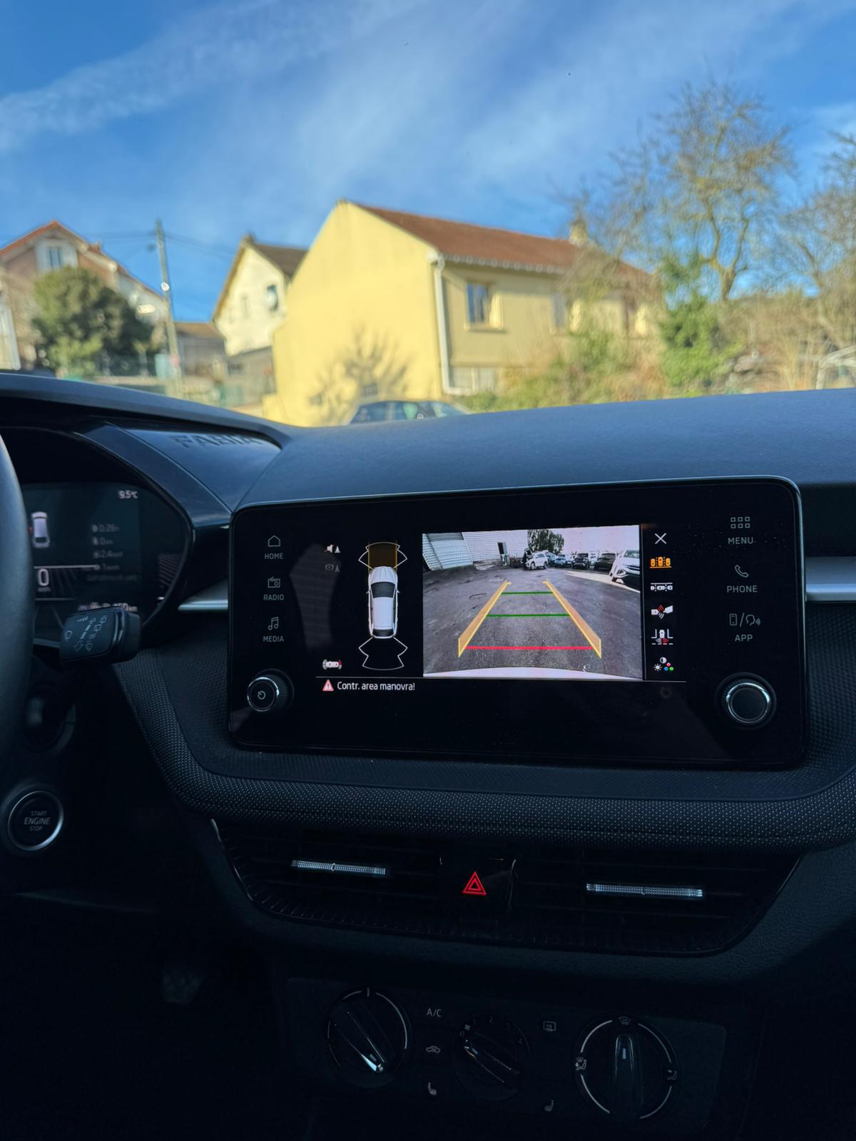 Achat SKODA FABIA 1.0 TSI EVO 95 CV 130 EDITION 28/03/2025 en France pour importation en Algérie (Occasion). Spécialiste Export -3 ans, CCR, Mujahid chez DJ CAR. Réf rm0i98