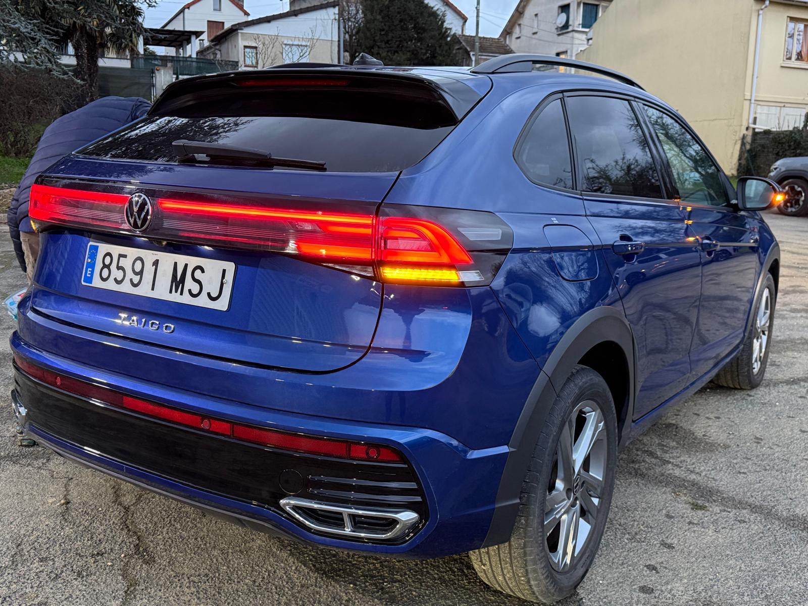 Achat VOLKSWAGEN TAIGO 1.0 TSI 115 Ch R-LINE DSG7 24/06/2024 en France pour importation en Algérie (Occasion). Spécialiste Export -3 ans, CCR, Mujahid chez DJ CAR. Réf uao6gbddo