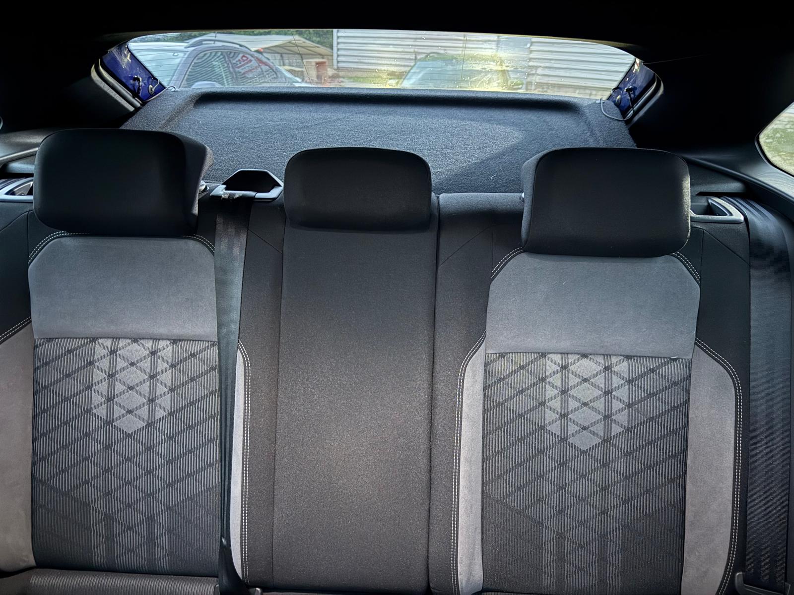 Achat VOLKSWAGEN TAIGO 1.0 TSI 115 Ch R-LINE DSG7 24/06/2024 en France pour importation en Algérie (Occasion). Spécialiste Export -3 ans, CCR, Mujahid chez DJ CAR. Réf uao6gbddo