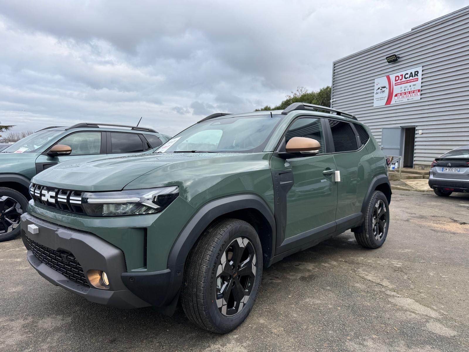 Achat DACIA DUSTER New Extreme 1.3 Tce 150 Ch BVA 2026 en France pour importation en Algérie (Neuf). Spécialiste Export -3 ans, CCR, Mujahid chez DJ CAR. Réf cswv82l