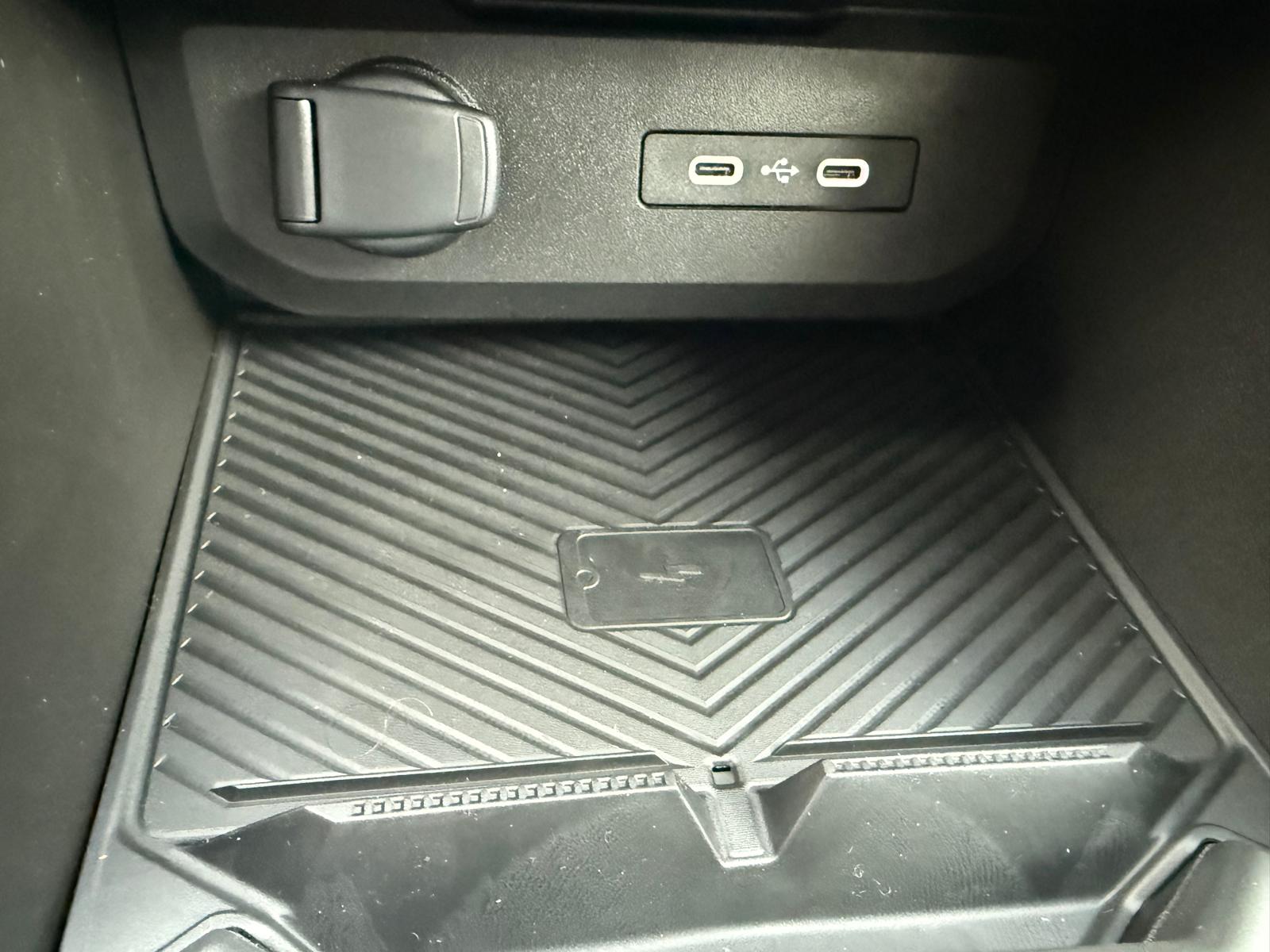 Achat DACIA DUSTER New Extreme 1.3 Tce 150 Ch BVA 2026 en France pour importation en Algérie (Neuf). Spécialiste Export -3 ans, CCR, Mujahid chez DJ CAR. Réf caprqc05