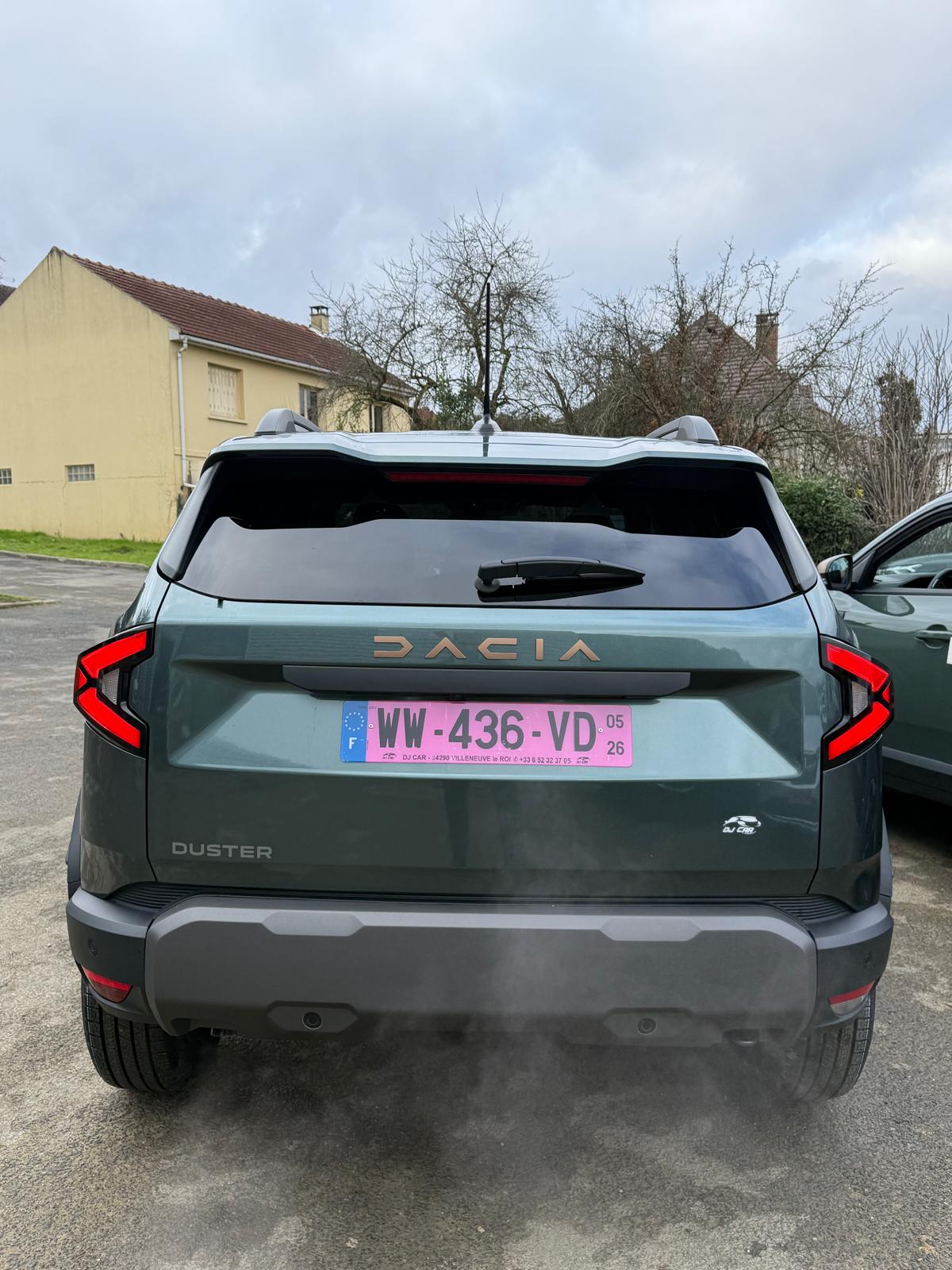 Achat DACIA DUSTER New Extreme 1.3 Tce 150 Ch BVA 2026 en France pour importation en Algérie (Neuf). Spécialiste Export -3 ans, CCR, Mujahid chez DJ CAR. Réf caprqc05