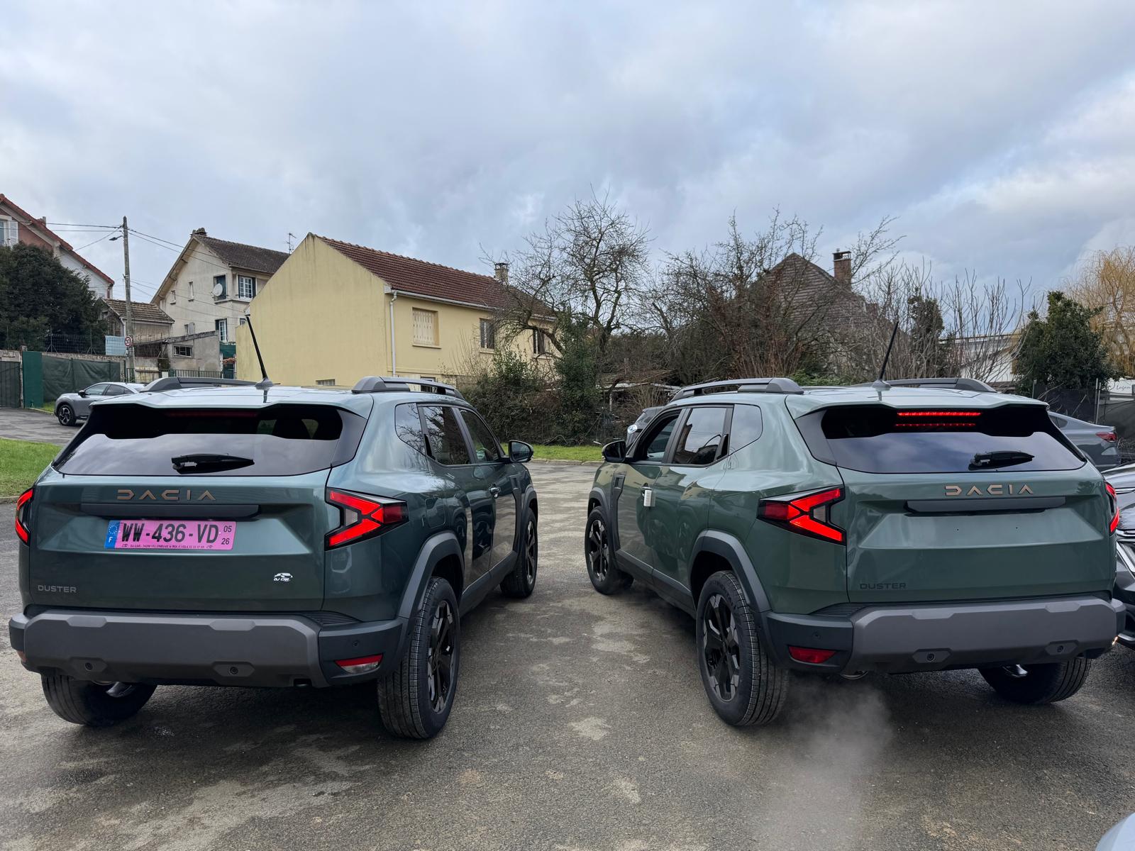 Achat DACIA DUSTER New Extreme 1.3 Tce 150 Ch BVA 2026 en France pour importation en Algérie (Neuf). Spécialiste Export -3 ans, CCR, Mujahid chez DJ CAR. Réf caprqc05