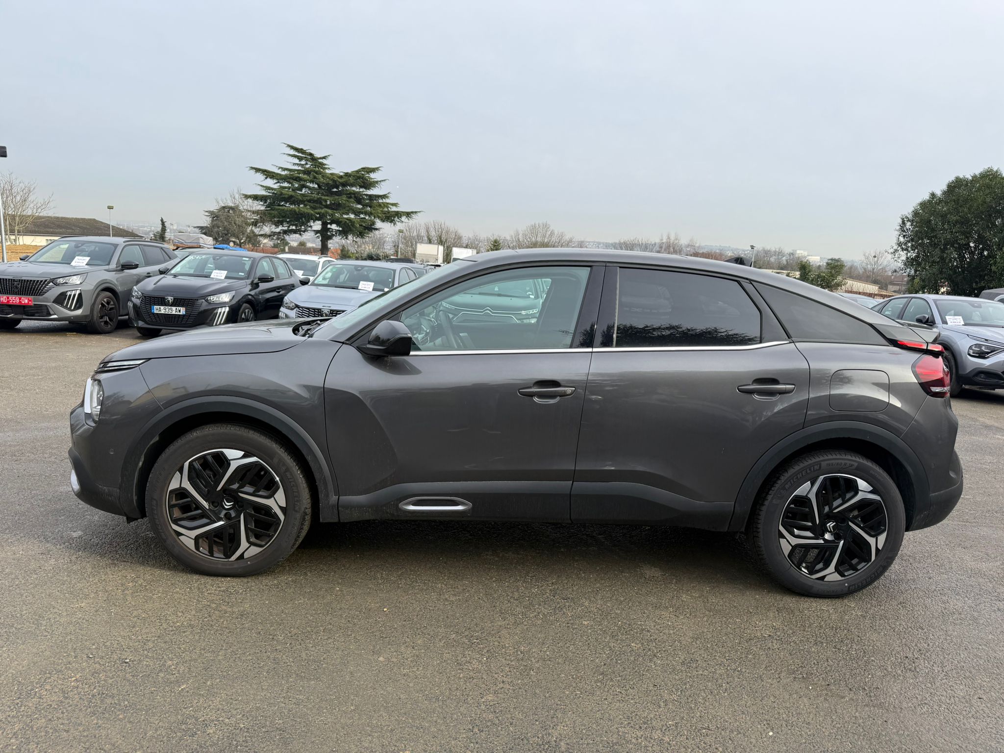 Achat CITROEN C4 1,2 PURETECH 130CH MAX BVM6 29/03/2024 en France pour importation en Algérie (Occasion). Spécialiste Export -3 ans, CCR, Mujahid chez DJ CAR. Réf 18qbcyue