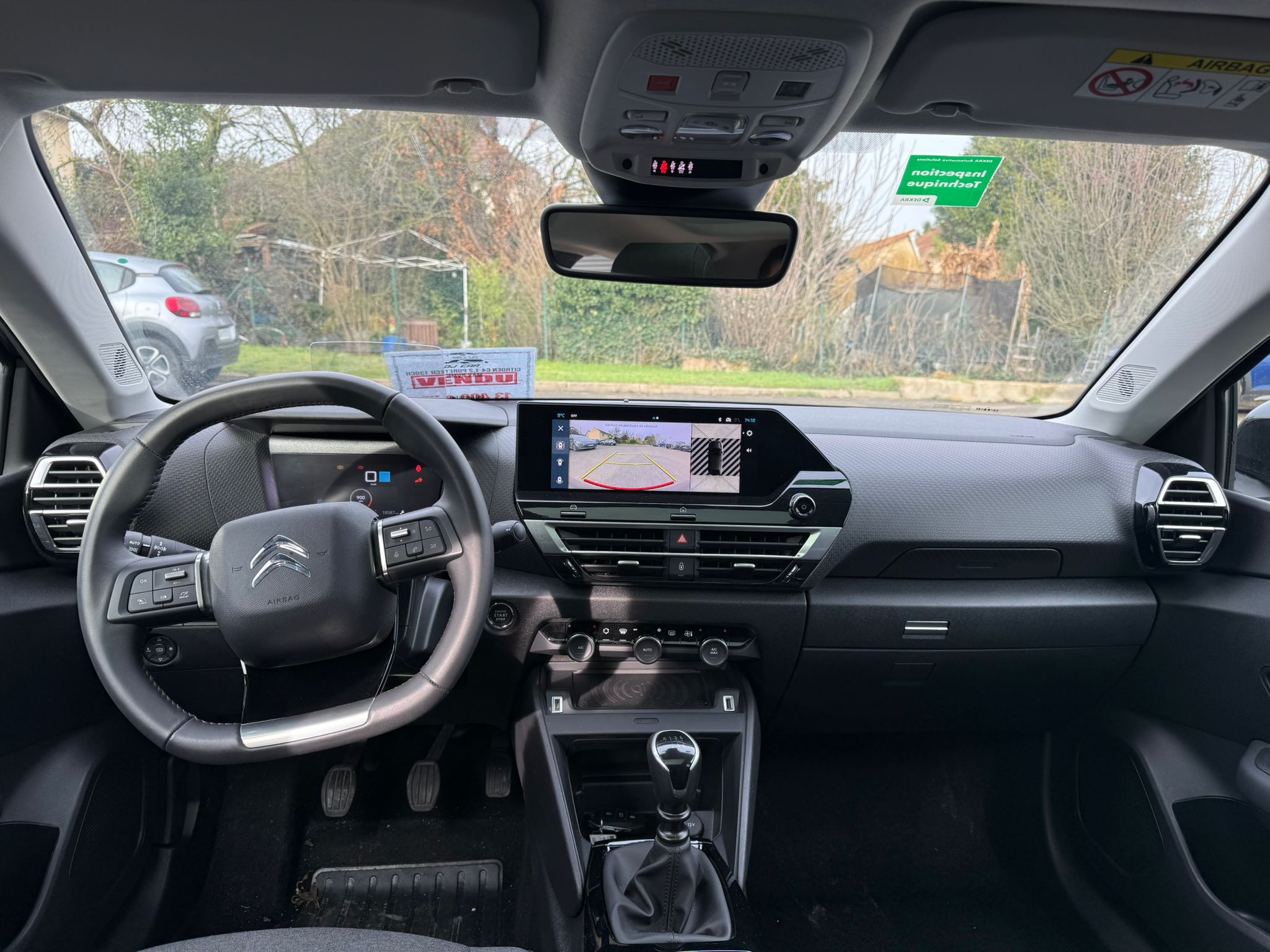 Achat CITROEN C4 1,2 PURETECH 130CH MAX BVM6 29/03/2024 en France pour importation en Algérie (Occasion). Spécialiste Export -3 ans, CCR, Mujahid chez DJ CAR. Réf 18qbcyue