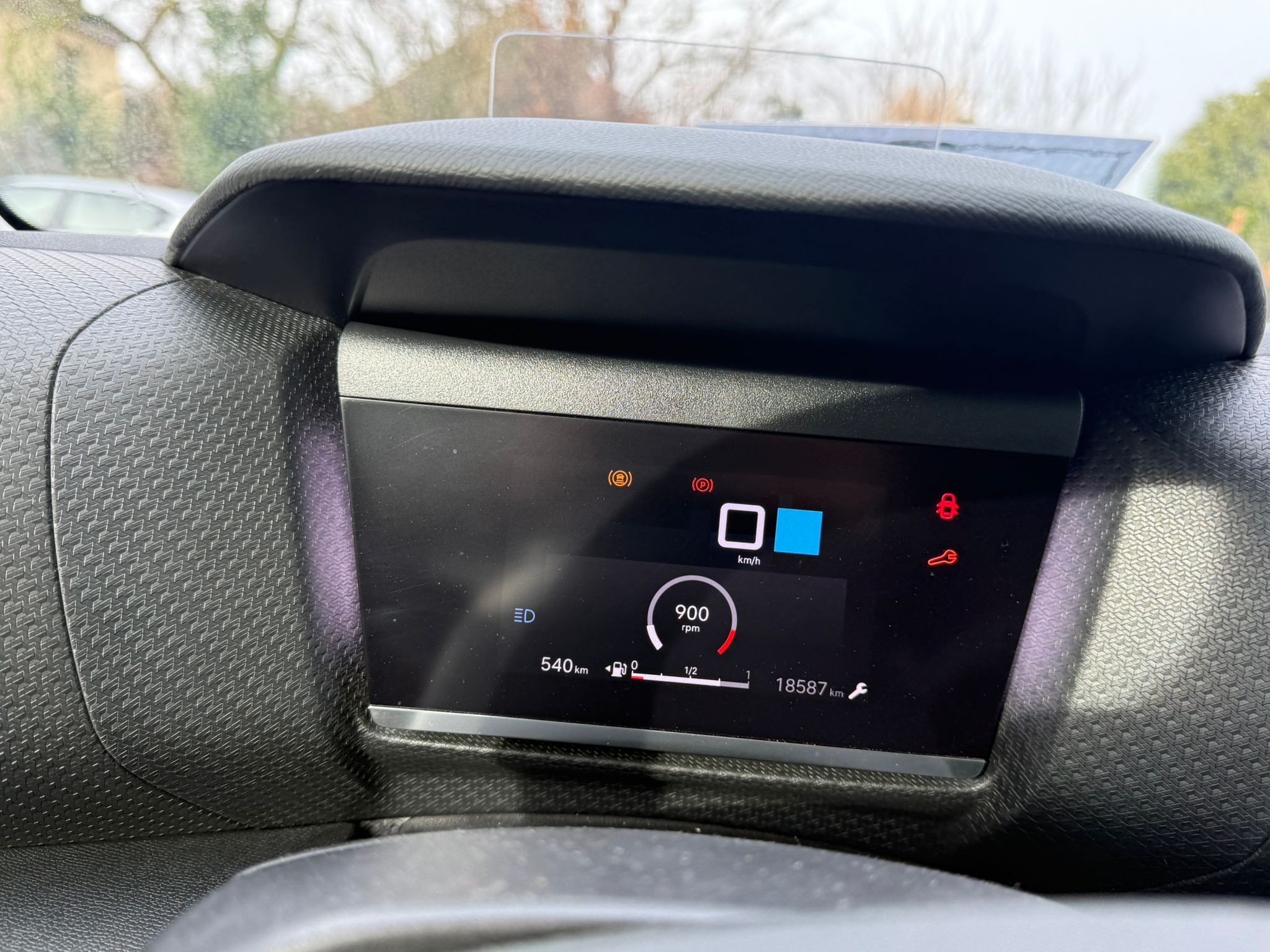 Achat CITROEN C4 1,2 PURETECH 130CH MAX BVM6 29/03/2024 en France pour importation en Algérie (Occasion). Spécialiste Export -3 ans, CCR, Mujahid chez DJ CAR. Réf 18qbcyue