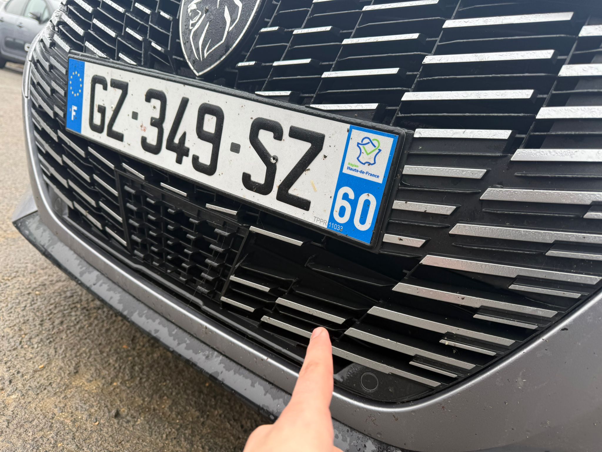 Achat PEUGEOT 208 1.2 PURETECH 100CH ALLURE BVM6 17/10/2024 en France pour importation en Algérie (Occasion). Spécialiste Export -3 ans, CCR, Mujahid chez DJ CAR. Réf 5huxi6k6