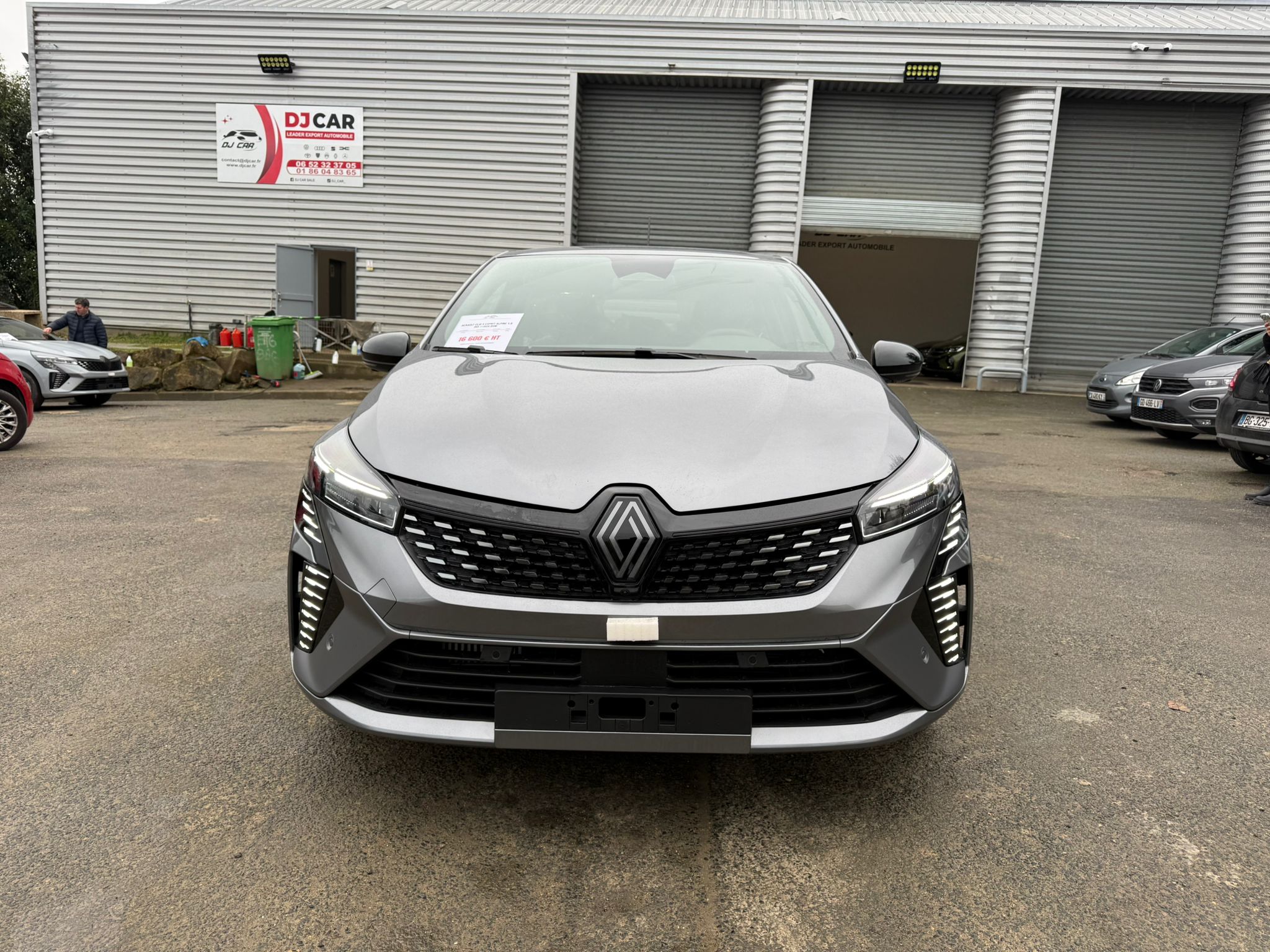 Achat RENAULT CLIO V ESPRIT ALPINE 1.5 DCI 115CH BVM 2026 en France pour importation en Algérie (Neuf). Spécialiste Export -3 ans, CCR, Mujahid chez DJ CAR. Réf 4701ew2h