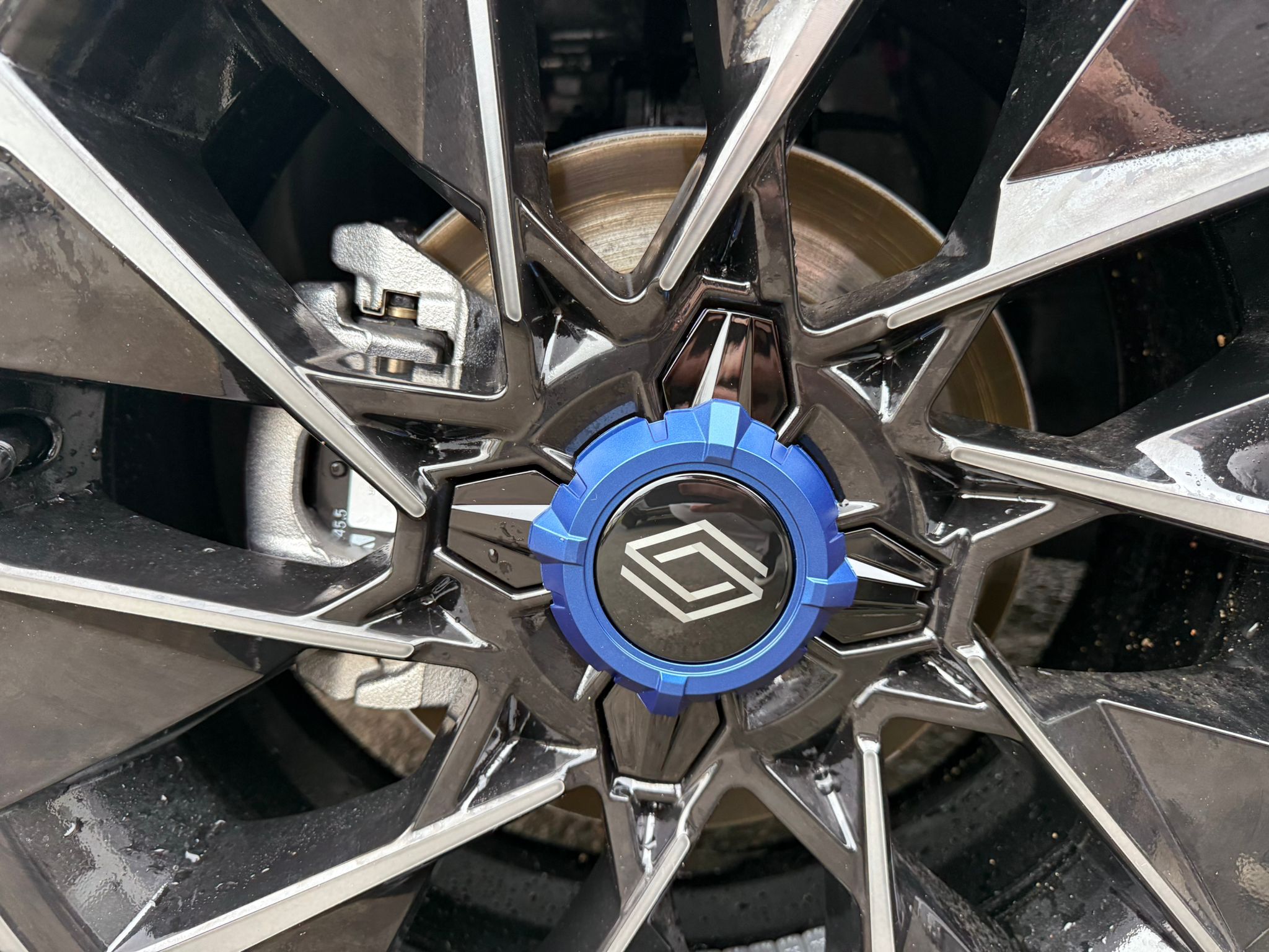 Achat RENAULT CLIO V ESPRIT ALPINE 1.5 DCI 115CH BVM 2026 en France pour importation en Algérie (Neuf). Spécialiste Export -3 ans, CCR, Mujahid chez DJ CAR. Réf 4701ew2h