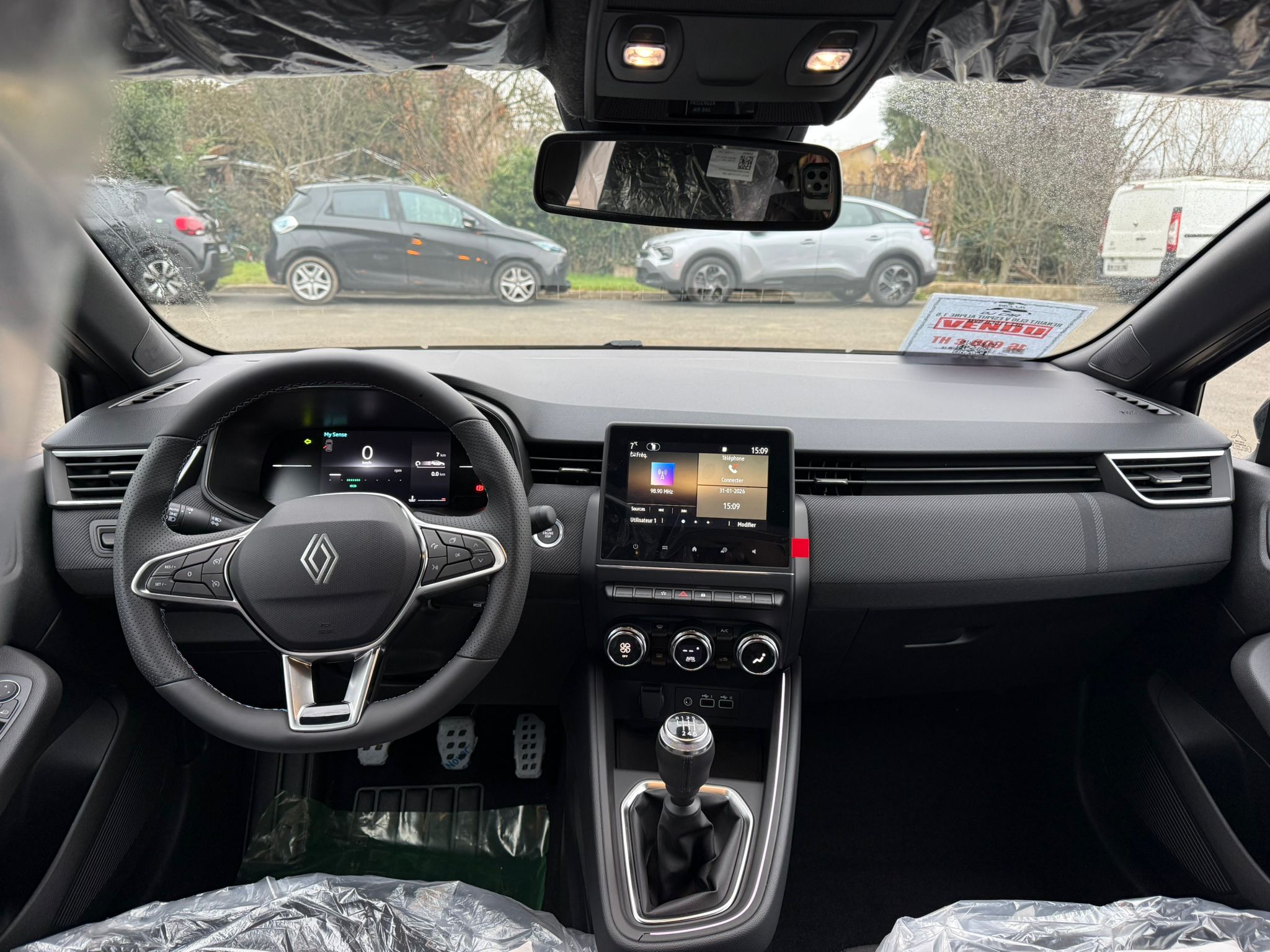 Achat RENAULT CLIO V ESPRIT ALPINE 1.5 DCI 115CH BVM 2026 en France pour importation en Algérie (Neuf). Spécialiste Export -3 ans, CCR, Mujahid chez DJ CAR. Réf 4701ew2h