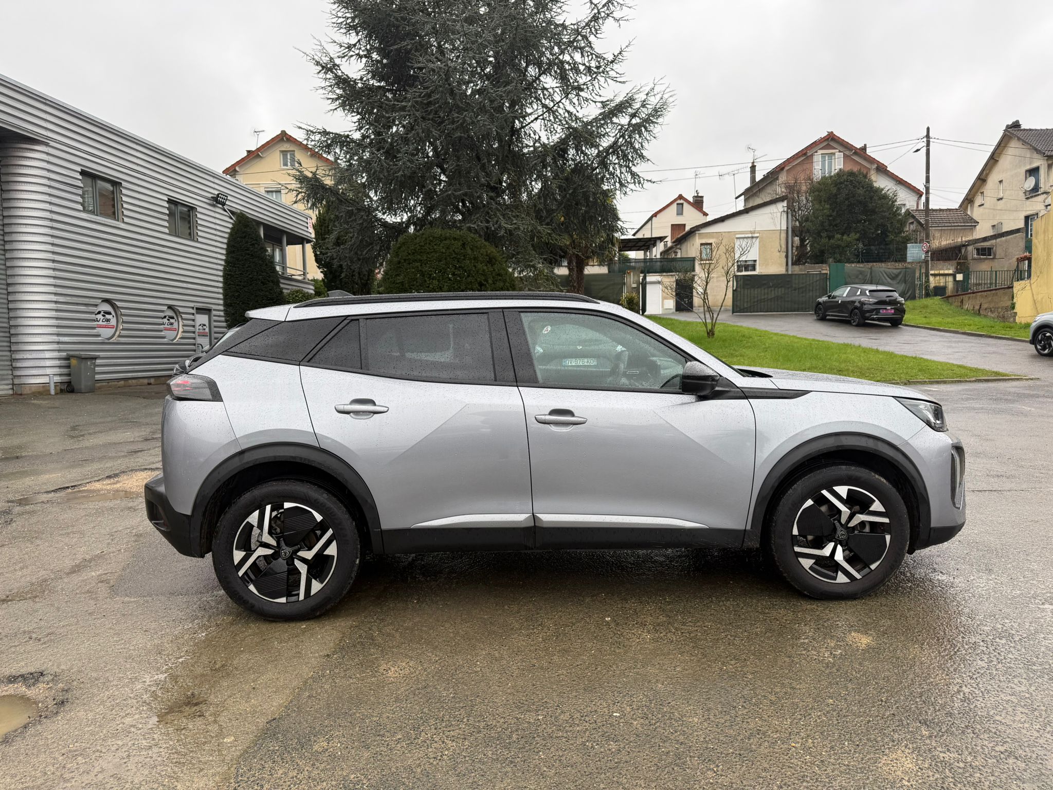Achat PEUGEOT 2008 1.2 PURETECH 100CH ALLURE BVM6 06/11/2024 en France pour importation en Algérie (Occasion). Spécialiste Export -3 ans, CCR, Mujahid chez DJ CAR. Réf ak8l1r9l