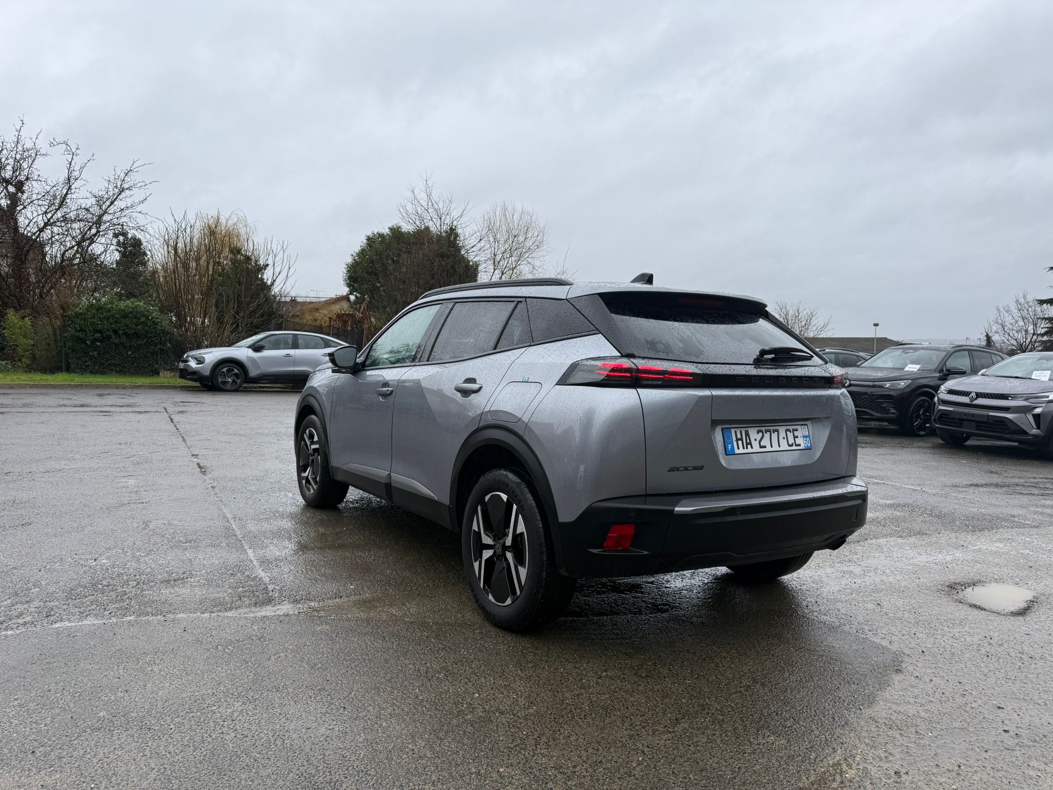 Achat PEUGEOT 2008 1.2 PURETECH 100CH ALLURE BVM6 06/11/2024 en France pour importation en Algérie (Occasion). Spécialiste Export -3 ans, CCR, Mujahid chez DJ CAR. Réf ak8l1r9l