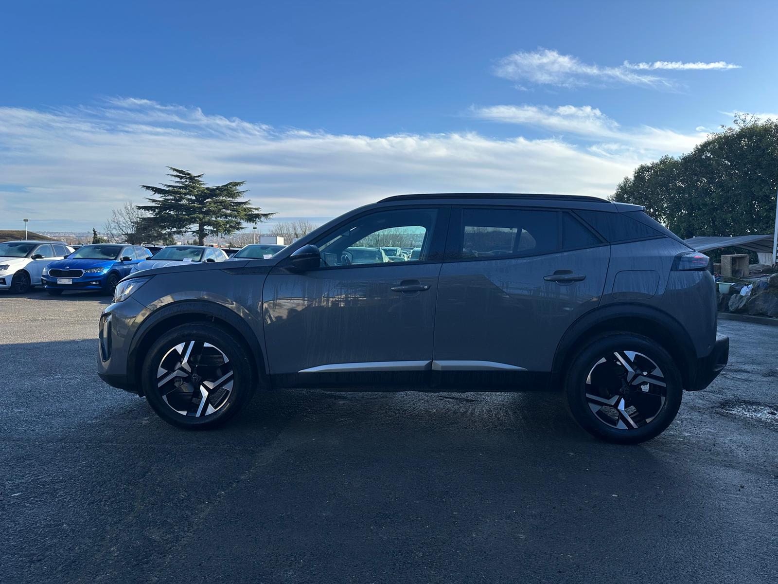 Achat PEUGEOT 2008 1,2 PURETECH 100CH ALLURE BVM6 22/05/2025 en France pour importation en Algérie (Occasion). Spécialiste Export -3 ans, CCR, Mujahid chez DJ CAR. Réf ce10ygg