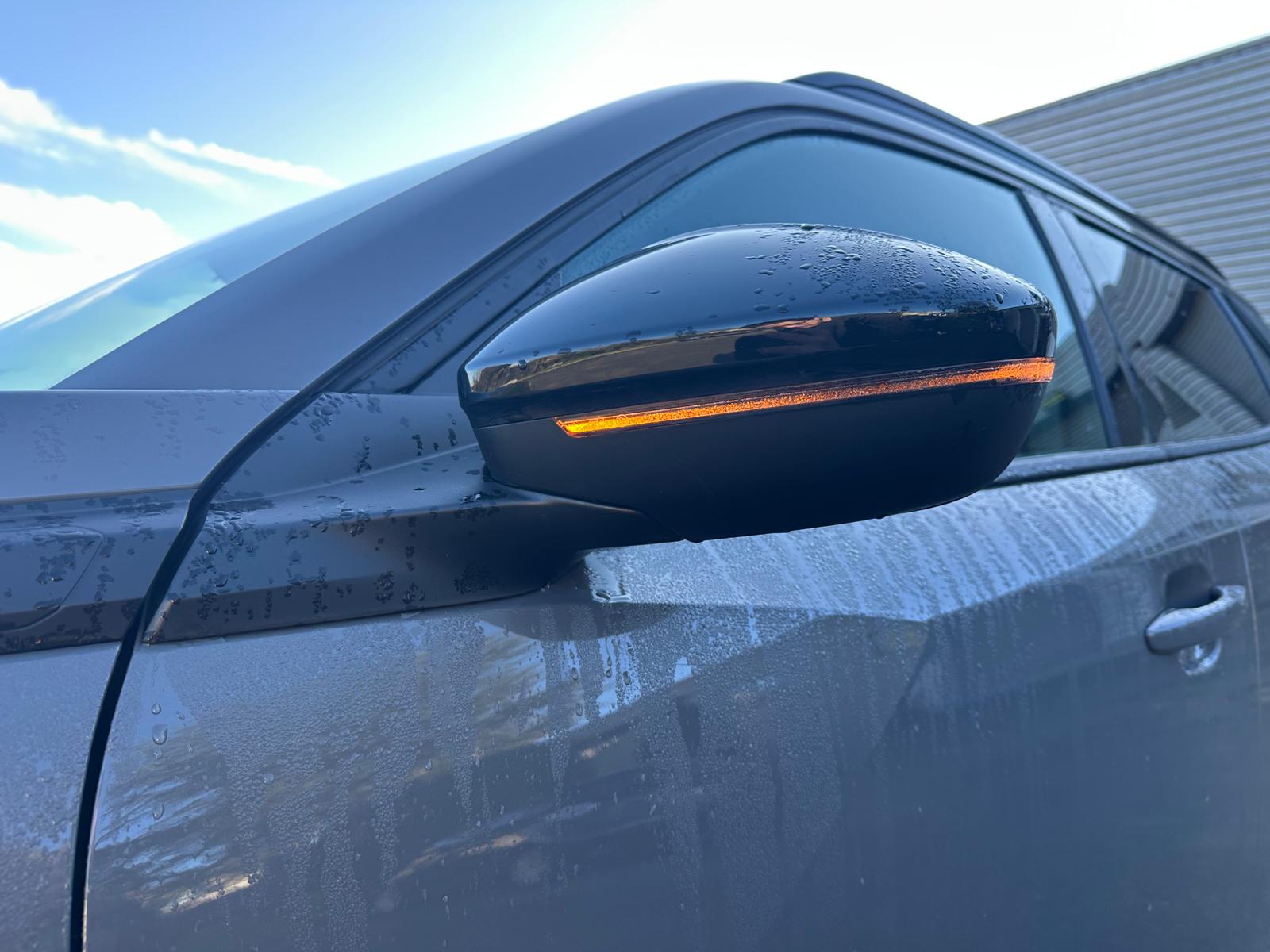 Achat PEUGEOT 2008 1,2 PURETECH 100CH ALLURE BVM6 22/05/2025 en France pour importation en Algérie (Occasion). Spécialiste Export -3 ans, CCR, Mujahid chez DJ CAR. Réf ce10ygg