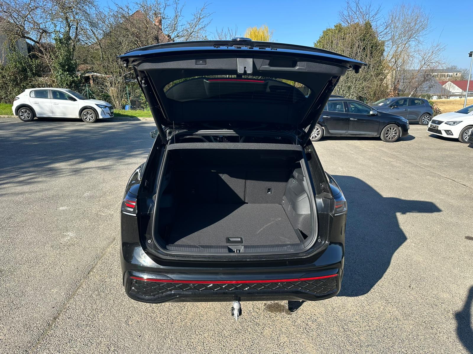 VOLKSWAGEN TIGUAN 1.5 eTSI 150CH DSG R-Line