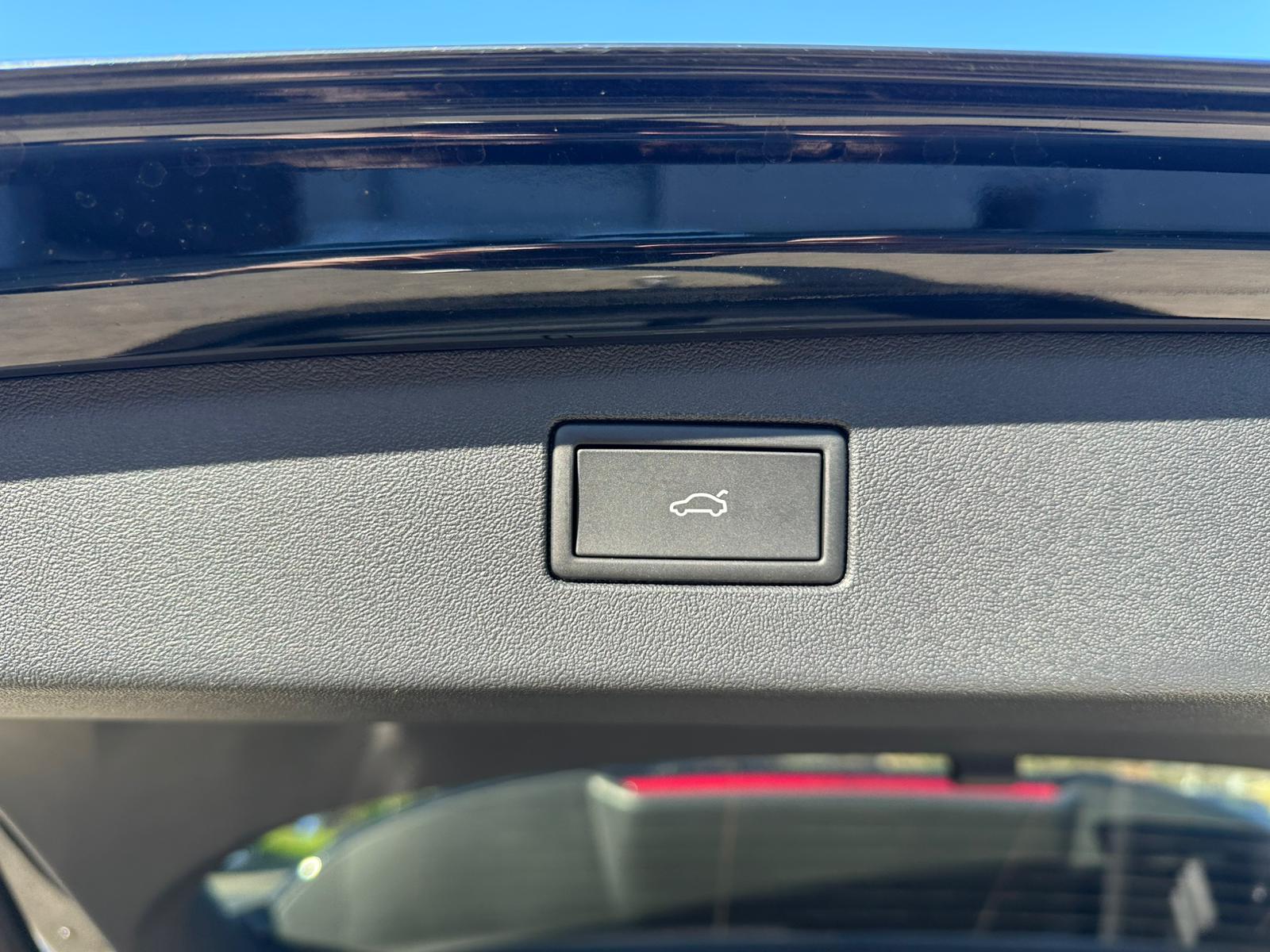 VOLKSWAGEN TIGUAN 1.5 eTSI 150CH DSG R-Line