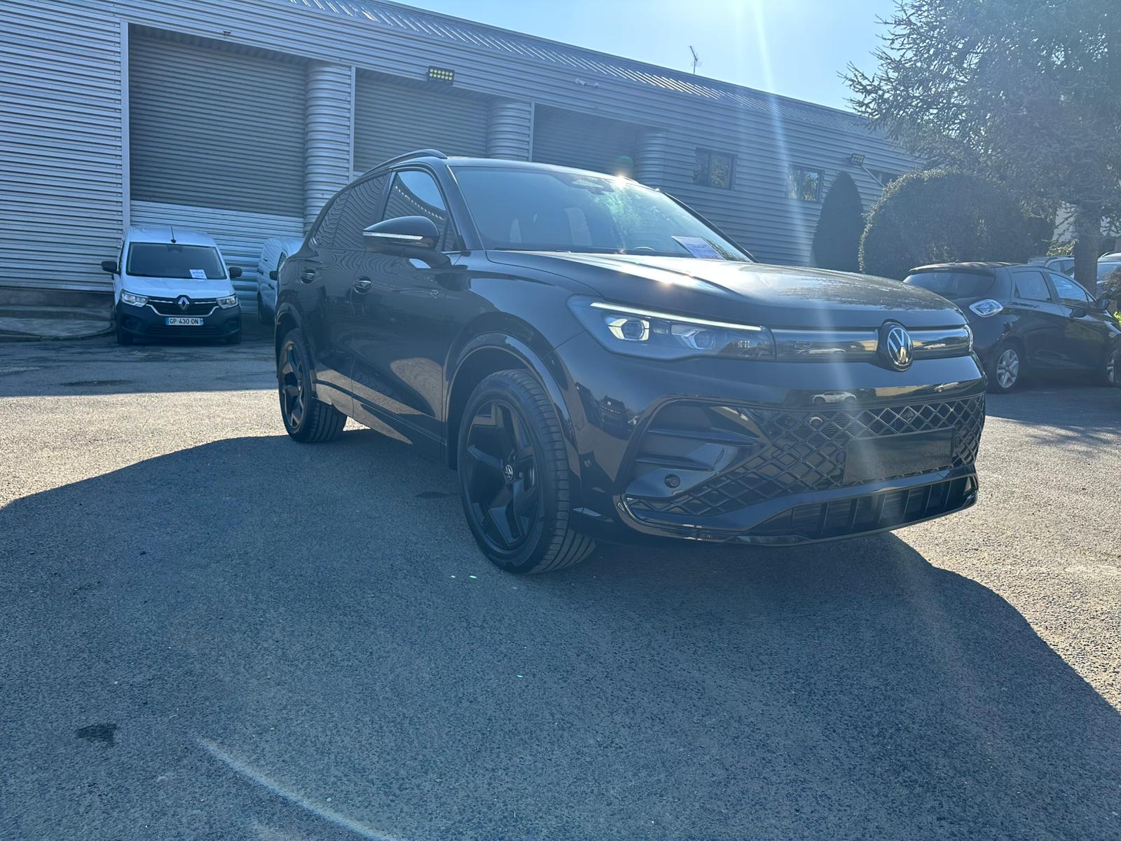 VOLKSWAGEN TIGUAN 1.5 eTSI 150CH DSG R-Line