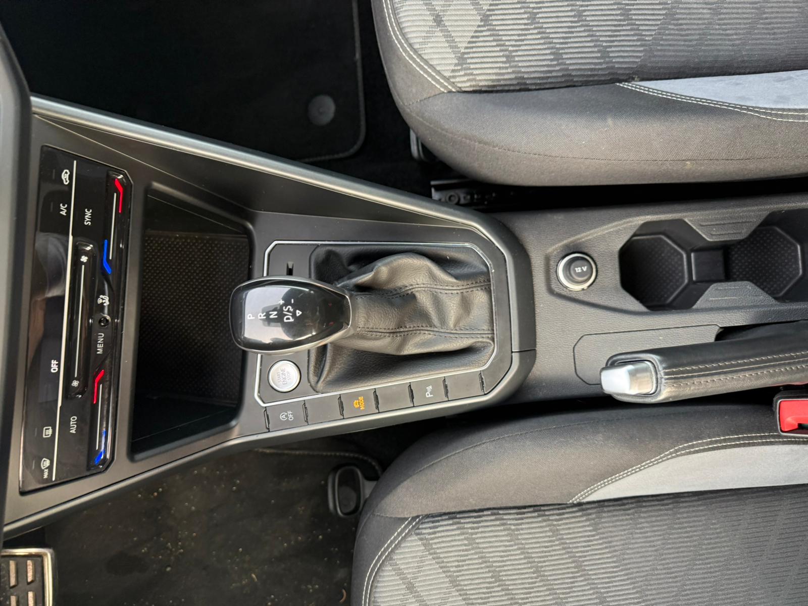 VOLKSWAGEN TAIGO 1.0 TSI 115 Ch R-LINE DSG7