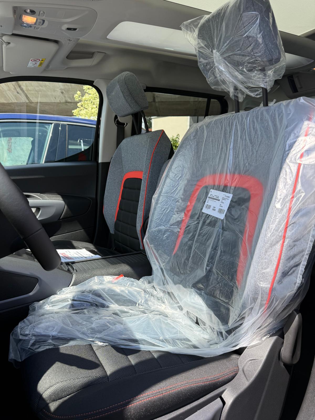 Achat CITROEN BERLINGO XTR NEW SHINE 1.6 HDI 92 CH 5P 2026 en France pour importation en Algérie (Neuf). Spécialiste Export -3 ans, CCR, Mujahid chez DJ CAR. Réf 13q0y2zi