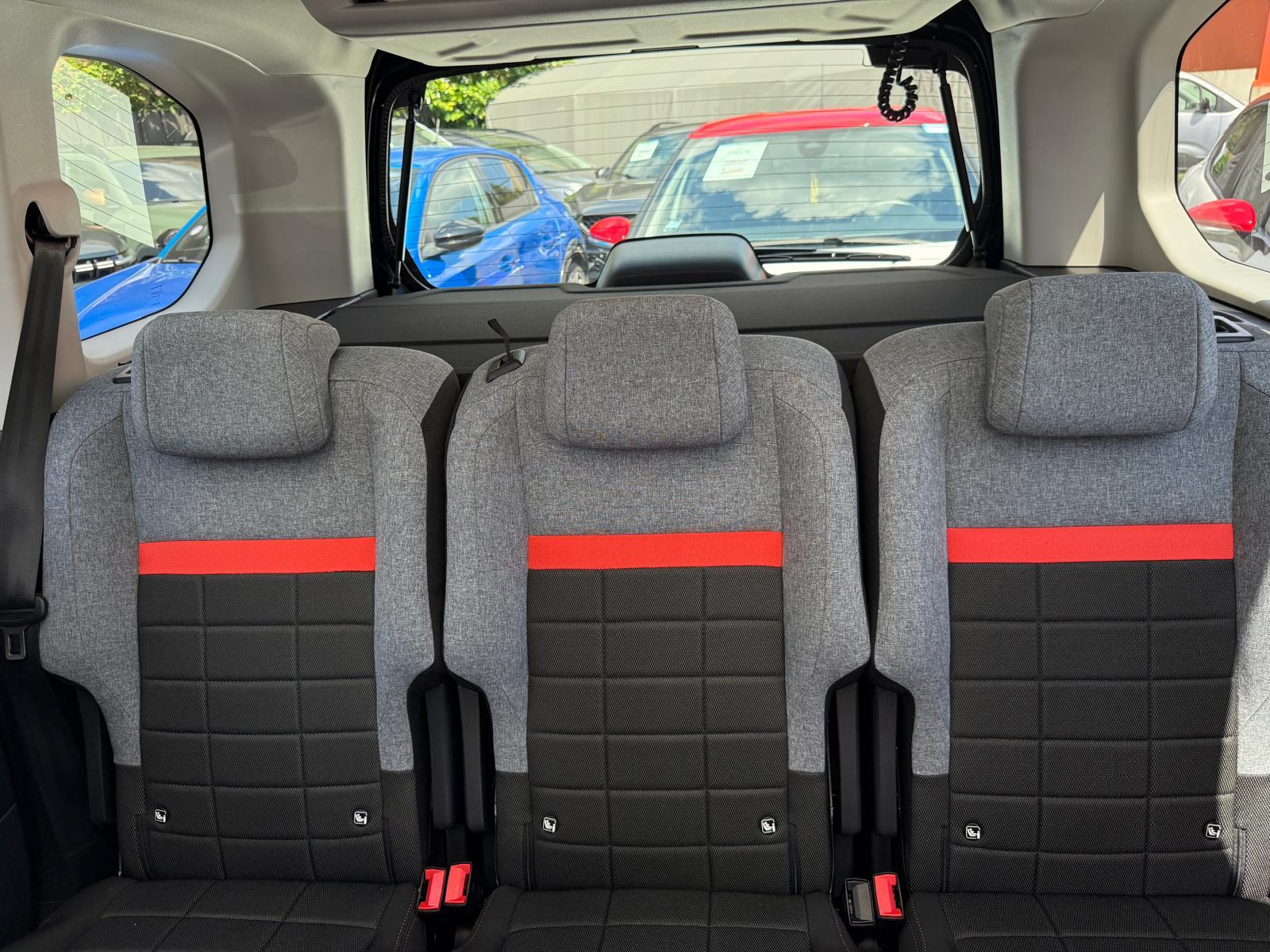 Achat CITROEN BERLINGO XTR NEW SHINE 1.6 HDI 92 CH 5P 2026 en France pour importation en Algérie (Neuf). Spécialiste Export -3 ans, CCR, Mujahid chez DJ CAR. Réf 13q0y2zi