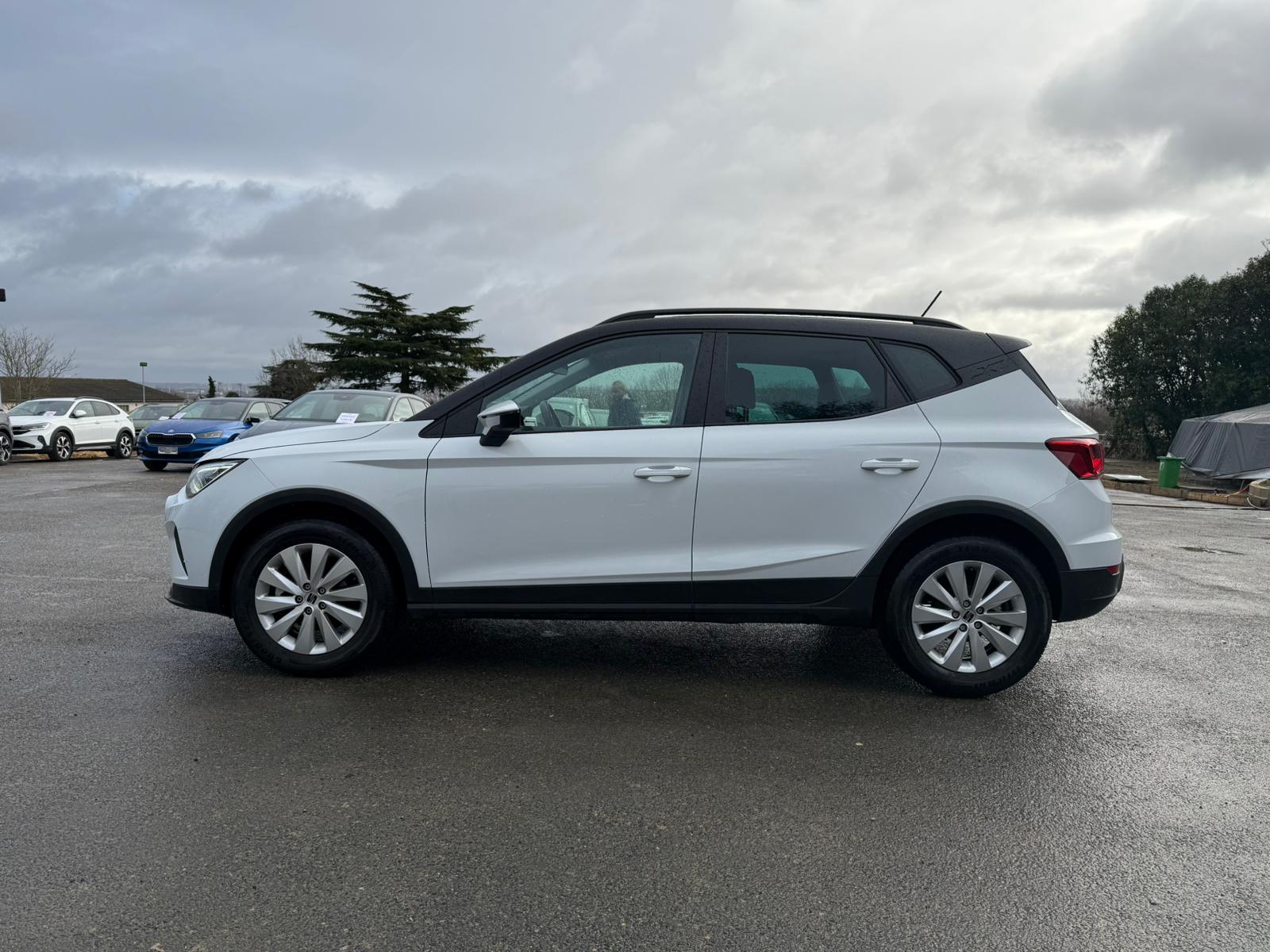 Achat SEAT ARONA PHASE 2 1,0 TSI 115CH EDITION SPECIALE 04/03/2025 en France pour importation en Algérie (Occasion). Spécialiste Export -3 ans, CCR, Mujahid chez DJ CAR. Réf 2lroe7r