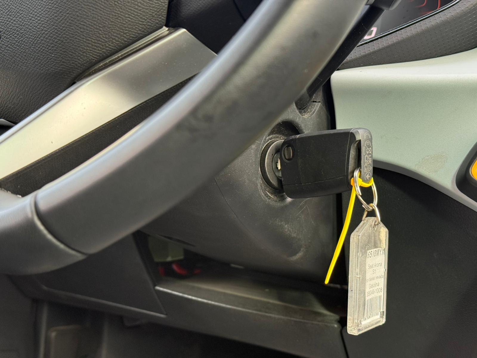 Achat SEAT ARONA PHASE 2 1,0 TSI 115CH EDITION SPECIALE 04/03/2025 en France pour importation en Algérie (Occasion). Spécialiste Export -3 ans, CCR, Mujahid chez DJ CAR. Réf 2lroe7r