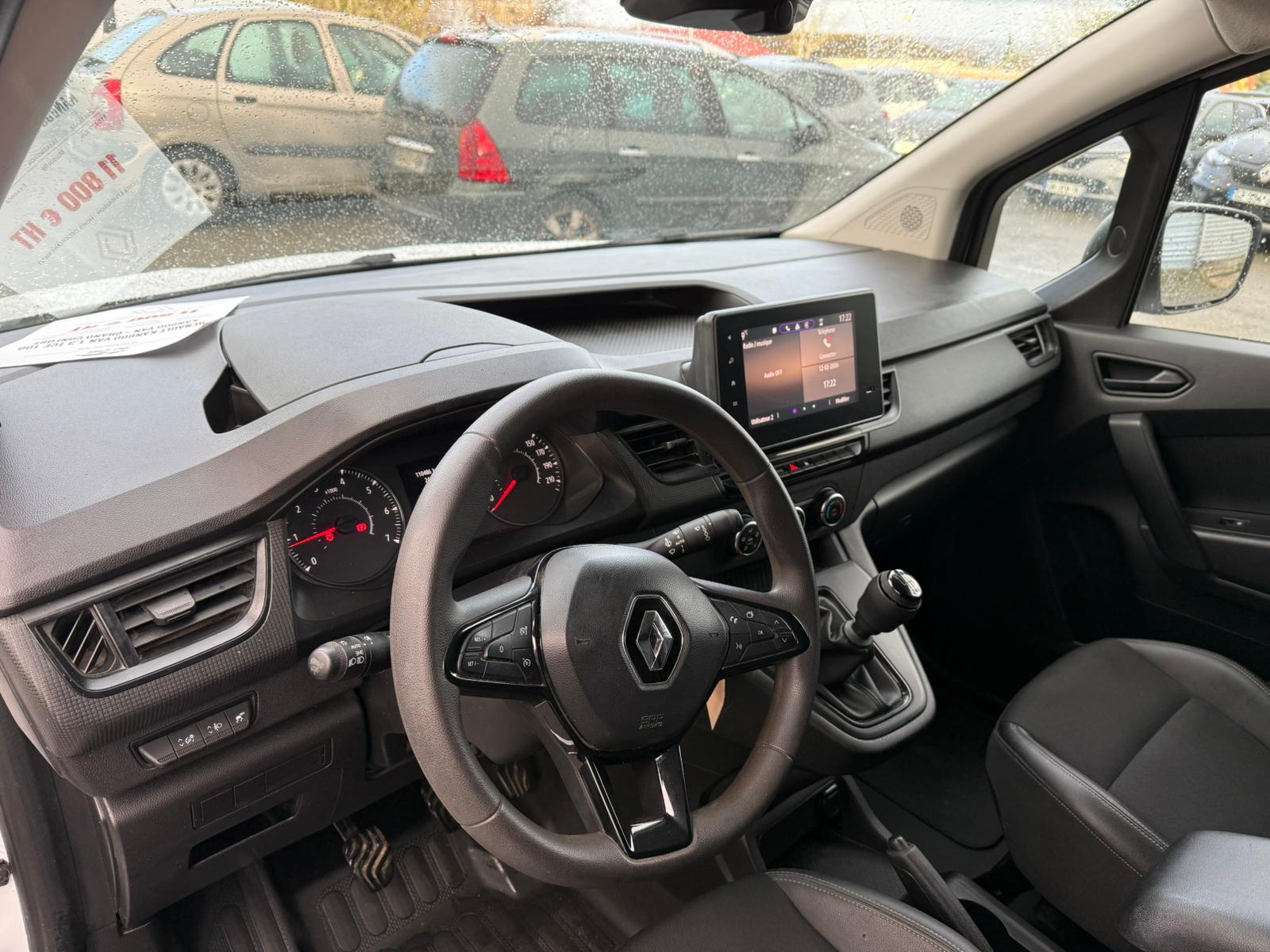 Achat RENAULT KANGOO VAN 1.3 TCE 100 KANGOO VAN – GRAND CONFORT 26/05/2023 en France pour importation en Algérie (Occasion). Spécialiste Export -3 ans, CCR, Mujahid chez DJ CAR. Réf crpq22by