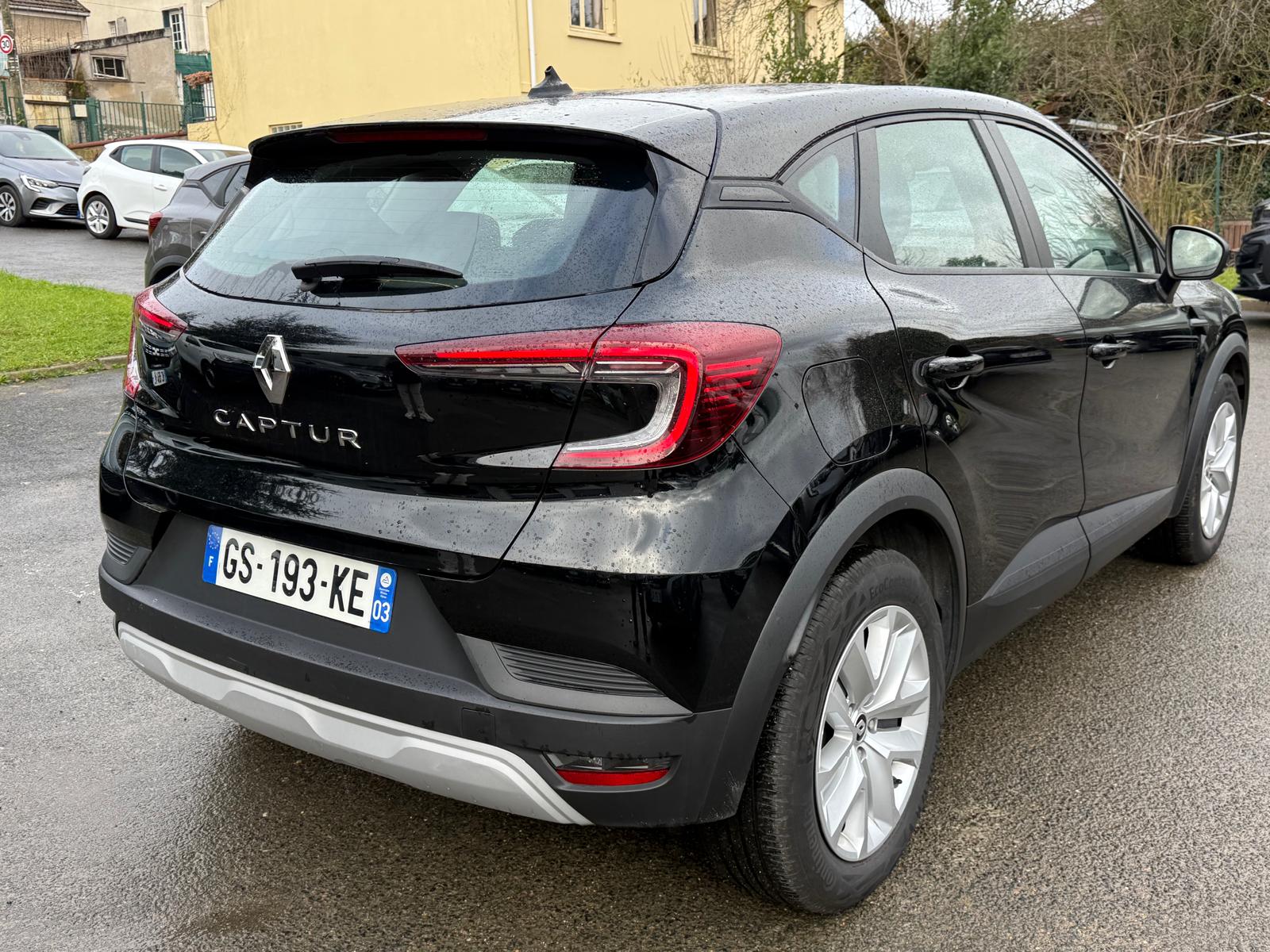 Achat RENAULT CAPTUR 1.0 TCe 90 Equilibre – 5P 15/11/2023 en France pour importation en Algérie (Occasion). Spécialiste Export -3 ans, CCR, Mujahid chez DJ CAR. Réf 94uash3sv3