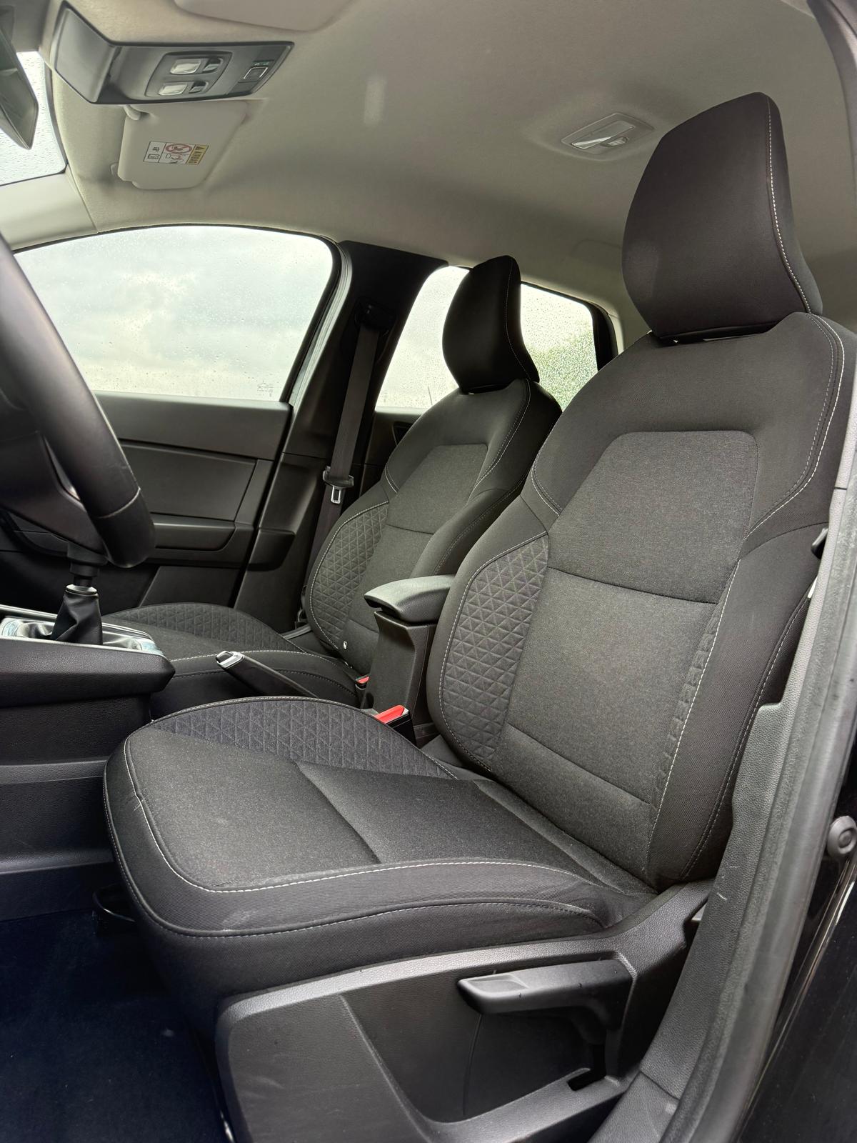 Achat RENAULT CAPTUR 1.0 TCe 90 Equilibre – 5P 15/11/2023 en France pour importation en Algérie (Occasion). Spécialiste Export -3 ans, CCR, Mujahid chez DJ CAR. Réf 94uash3sv3