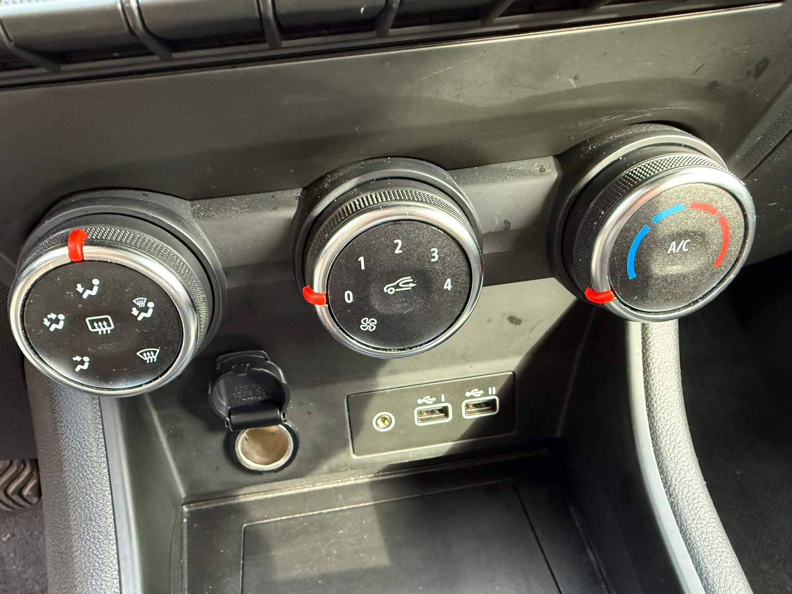 Achat RENAULT CAPTUR 1.0 TCe 90 Equilibre – 5P 15/11/2023 en France pour importation en Algérie (Occasion). Spécialiste Export -3 ans, CCR, Mujahid chez DJ CAR. Réf 94uash3sv3