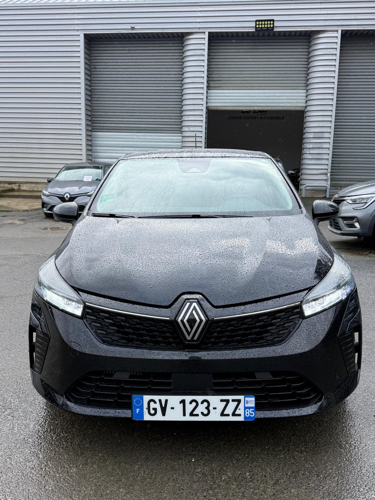 Achat RENAULT CLIO V 1.0 TCe 90CH Evolution – 5P 27/03/2024 en France pour importation en Algérie (Occasion). Spécialiste Export -3 ans, CCR, Mujahid chez DJ CAR. Réf 6h51x91g8