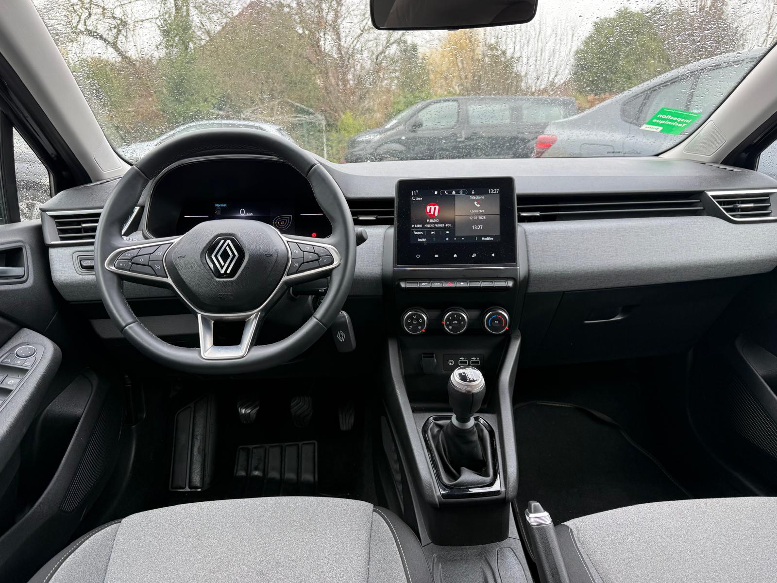 Achat RENAULT CLIO V 1.0 TCe 90CH Evolution – 5P 27/03/2024 en France pour importation en Algérie (Occasion). Spécialiste Export -3 ans, CCR, Mujahid chez DJ CAR. Réf 6h51x91g8