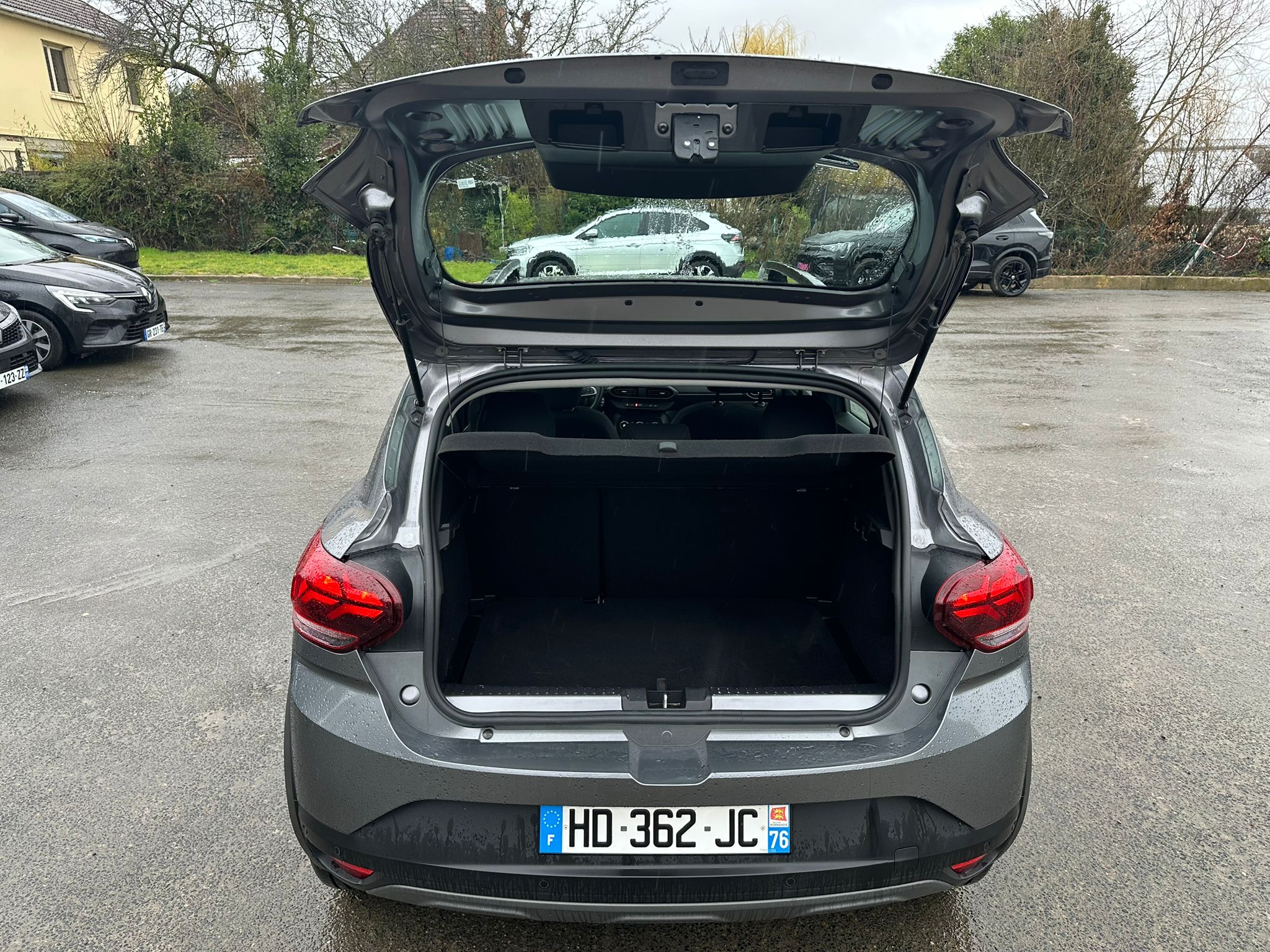 Achat DACIA SANDERO 1.0 ECO-G 100CH EXTREME – GPL 02/05/2025 en France pour importation en Algérie (Occasion). Spécialiste Export -3 ans, CCR, Mujahid chez DJ CAR. Réf 1er06bxt0