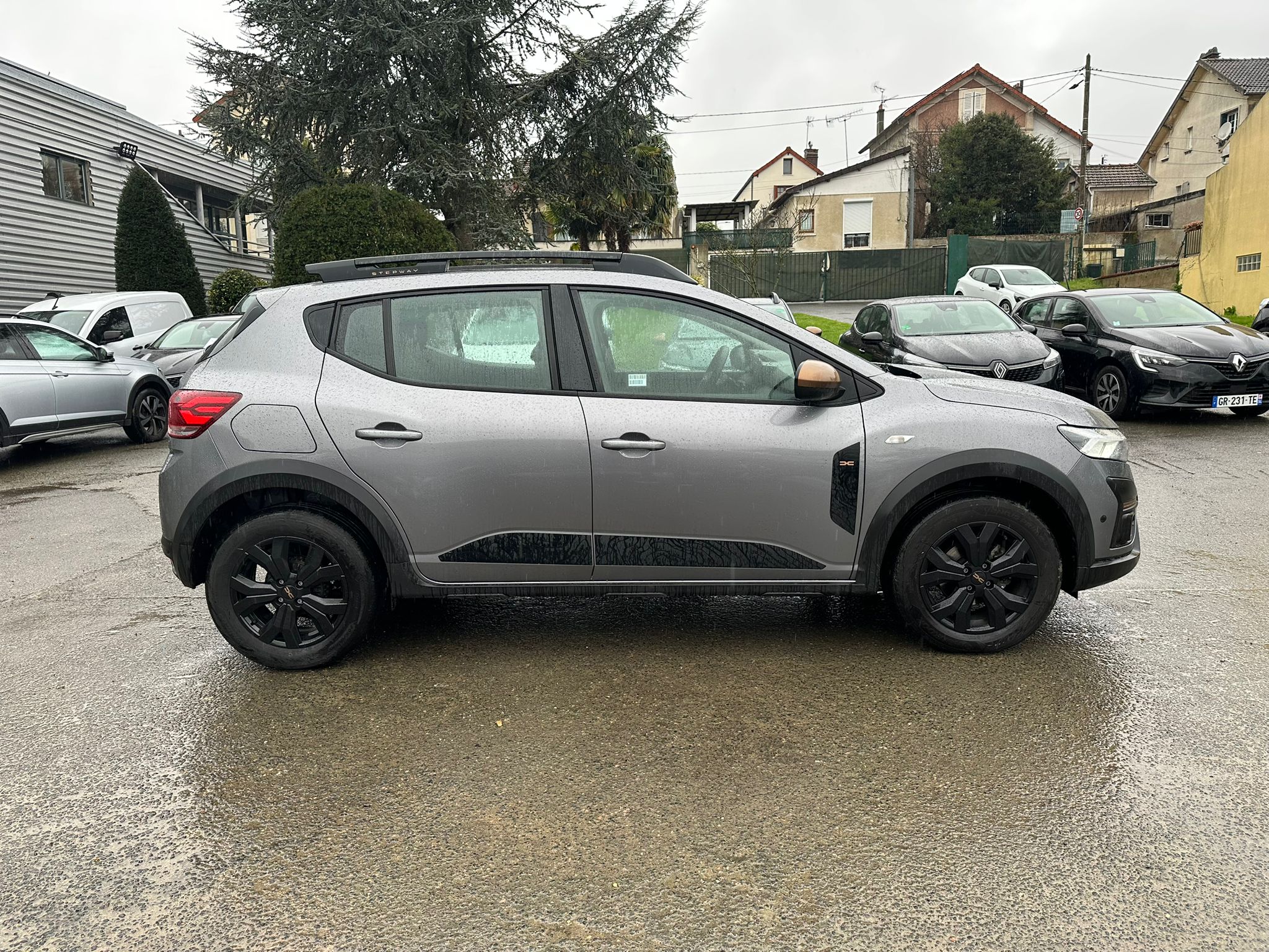 Achat DACIA SANDERO 1.0 ECO-G 100CH EXTREME – GPL 02/05/2025 en France pour importation en Algérie (Occasion). Spécialiste Export -3 ans, CCR, Mujahid chez DJ CAR. Réf 1er06bxt0