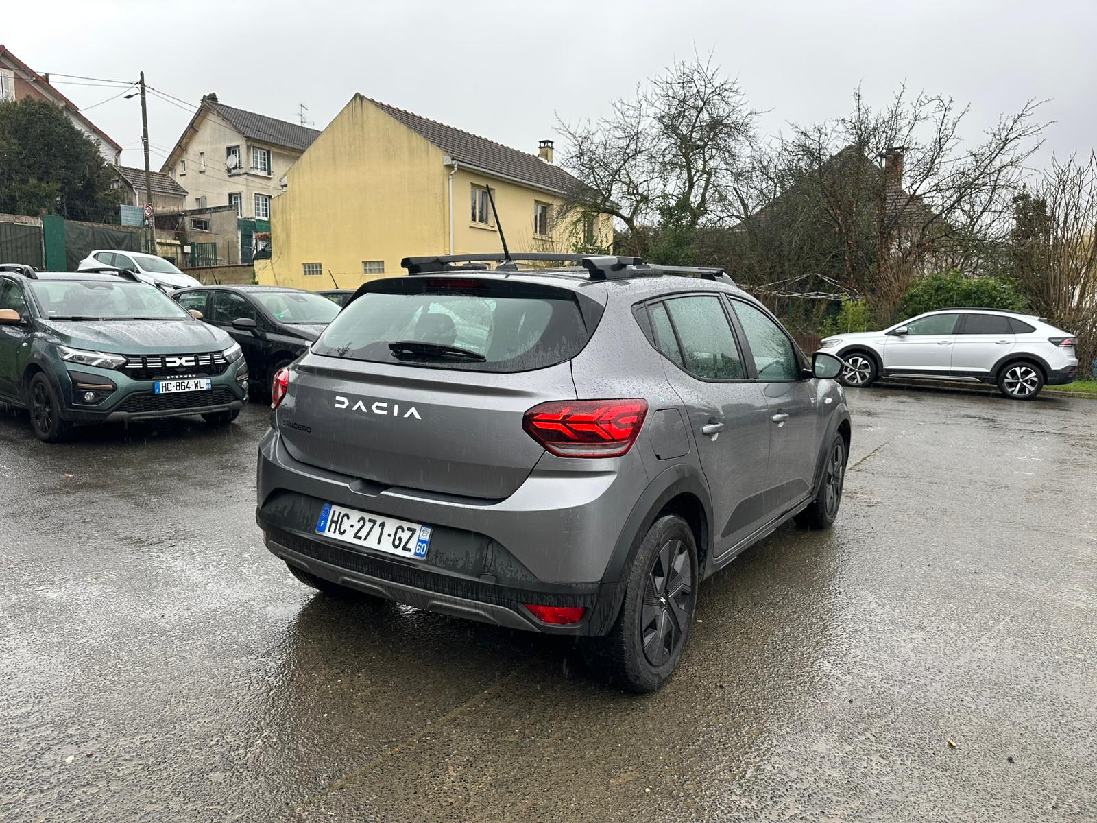 Achat DACIA SANDERO 1.0 ECO-G 100CH EXPRESSION – GPL 07/03/2025 en France pour importation en Algérie (Occasion). Spécialiste Export -3 ans, CCR, Mujahid chez DJ CAR. Réf 8dwh7j37jb