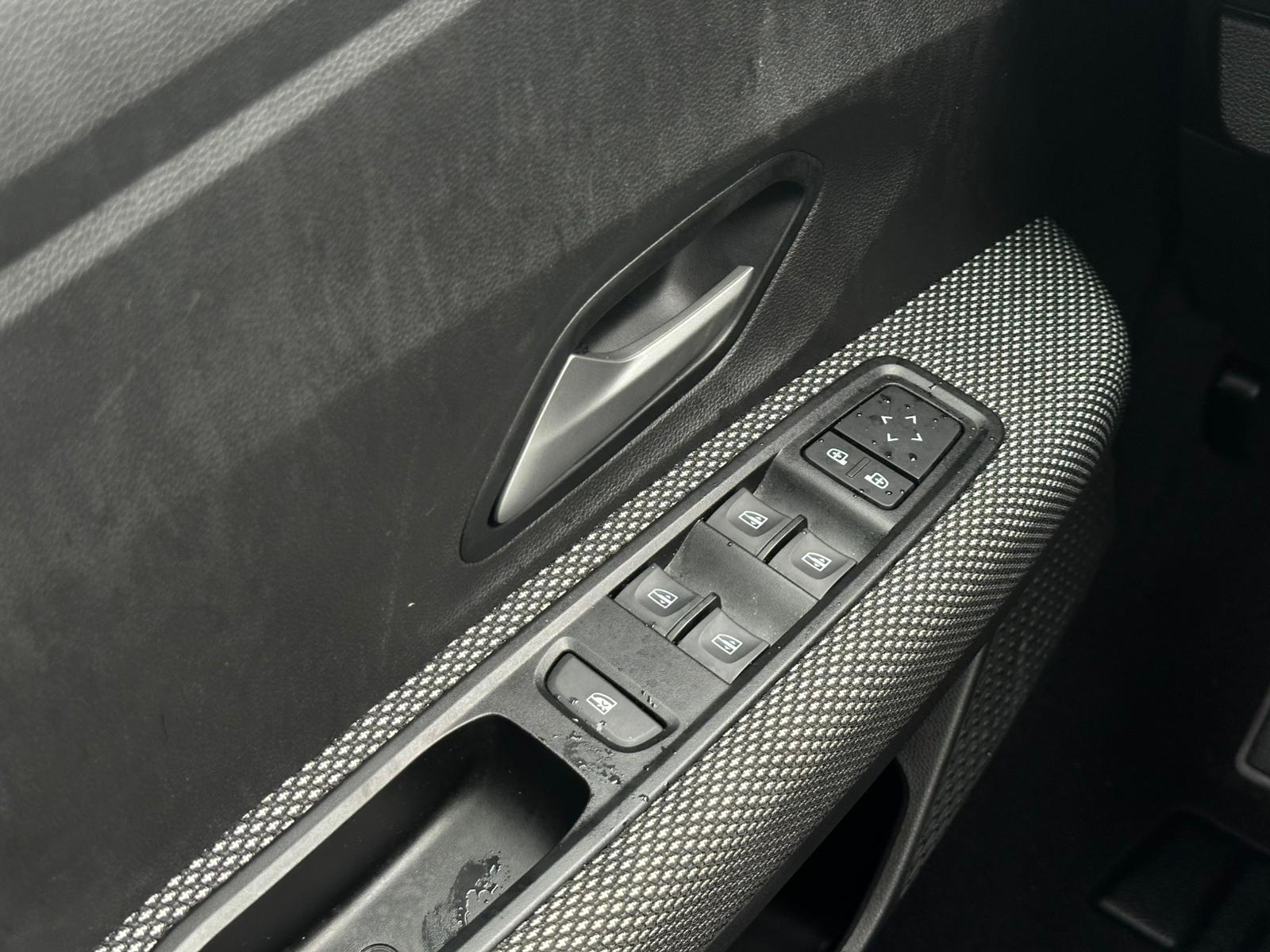 Achat DACIA SANDERO 1.0 ECO-G 100CH EXPRESSION – GPL 07/03/2025 en France pour importation en Algérie (Occasion). Spécialiste Export -3 ans, CCR, Mujahid chez DJ CAR. Réf 8dwh7j37jb