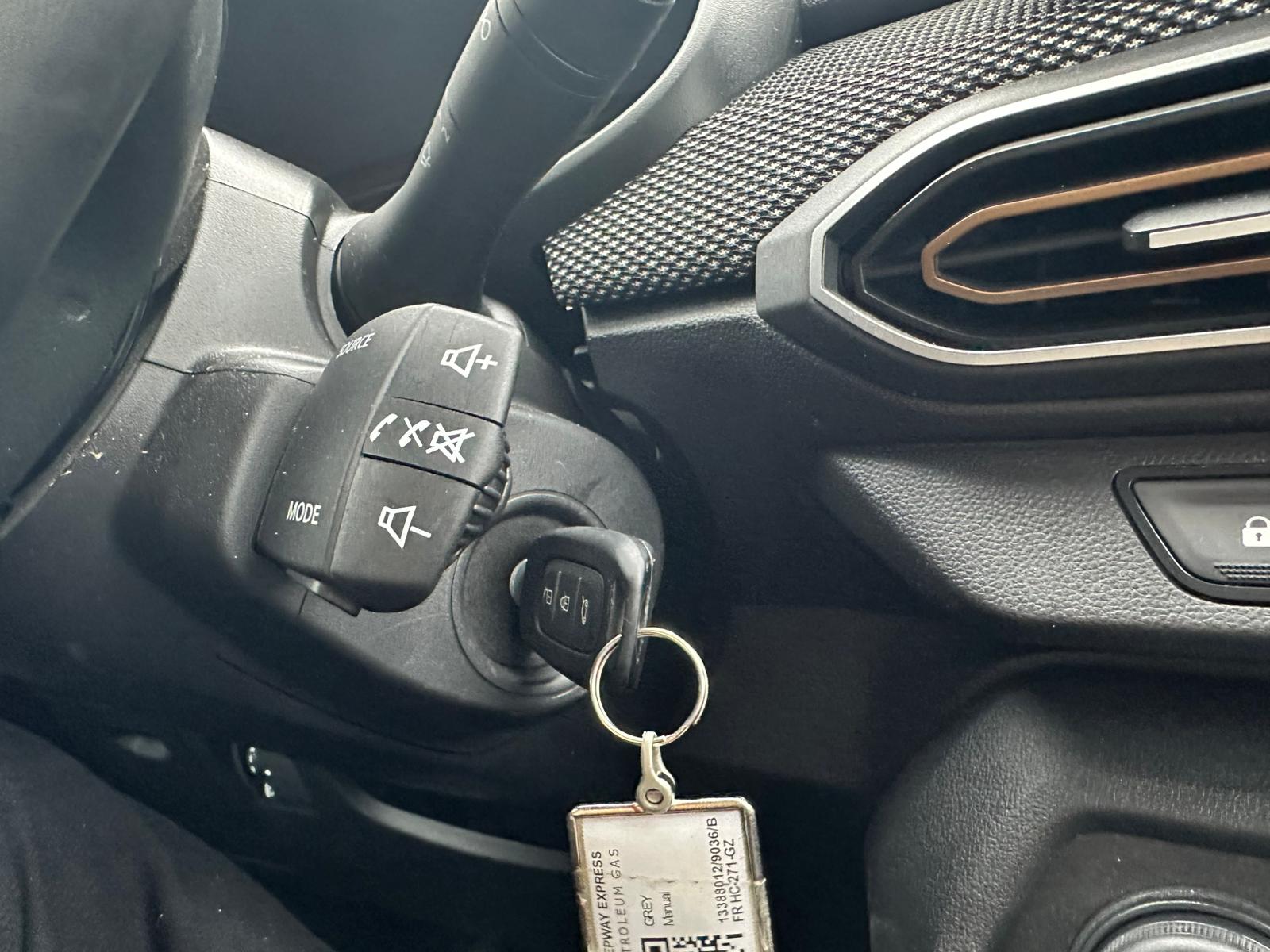 Achat DACIA SANDERO 1.0 ECO-G 100CH EXPRESSION – GPL 07/03/2025 en France pour importation en Algérie (Occasion). Spécialiste Export -3 ans, CCR, Mujahid chez DJ CAR. Réf 8dwh7j37jb