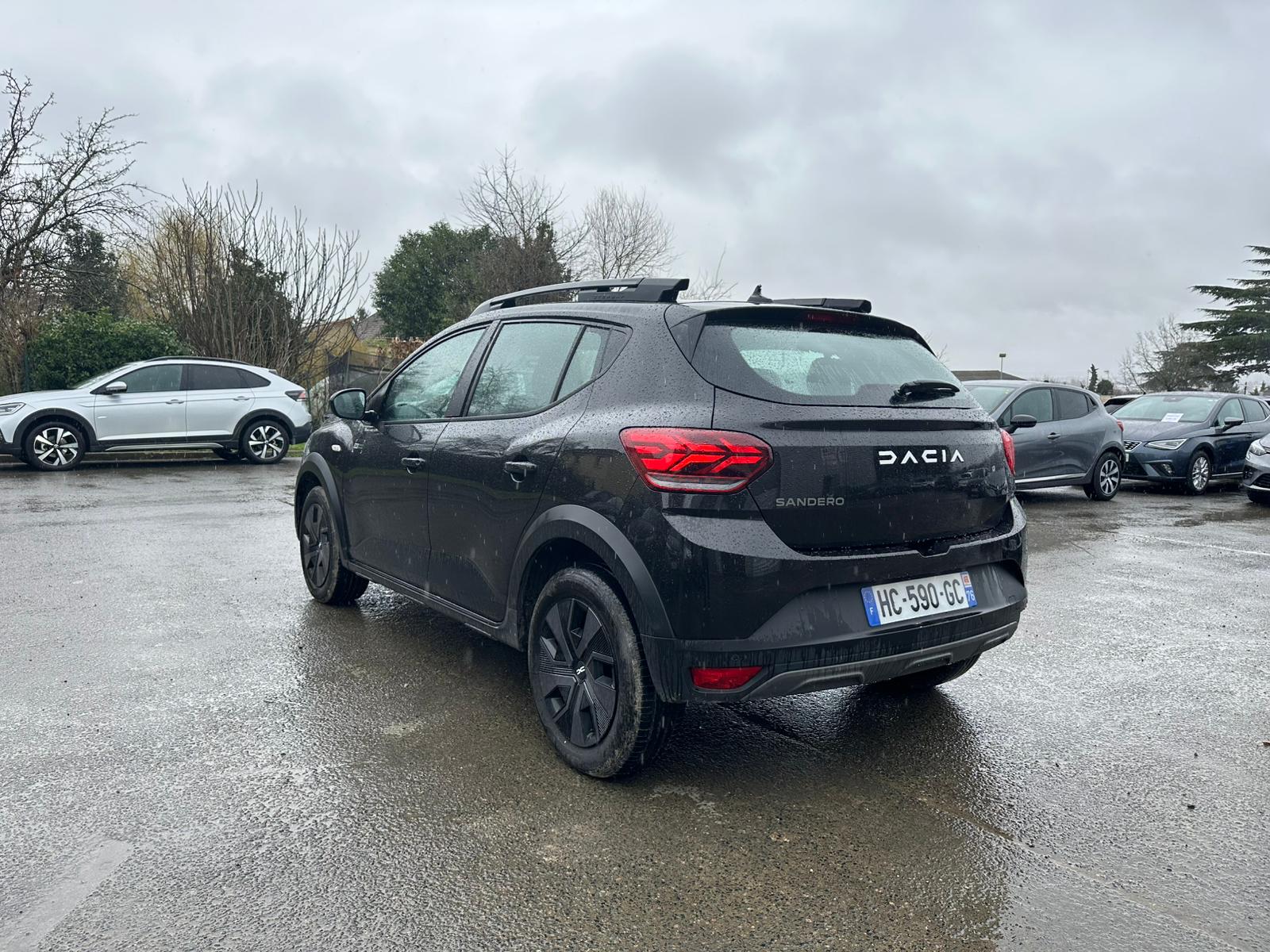 Achat DACIA SANDERO 1.0 ECO-G 100CH EXPRESSION – GPL 05/03/2025 en France pour importation en Algérie (Occasion). Spécialiste Export -3 ans, CCR, Mujahid chez DJ CAR. Réf w2hb2dh6l