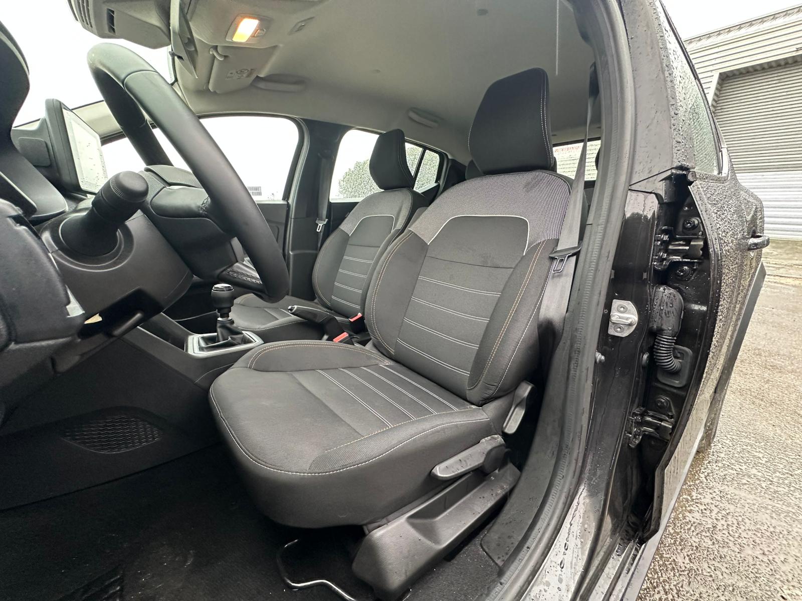 Achat DACIA SANDERO 1.0 ECO-G 100CH EXPRESSION – GPL 05/03/2025 en France pour importation en Algérie (Occasion). Spécialiste Export -3 ans, CCR, Mujahid chez DJ CAR. Réf w2hb2dh6l