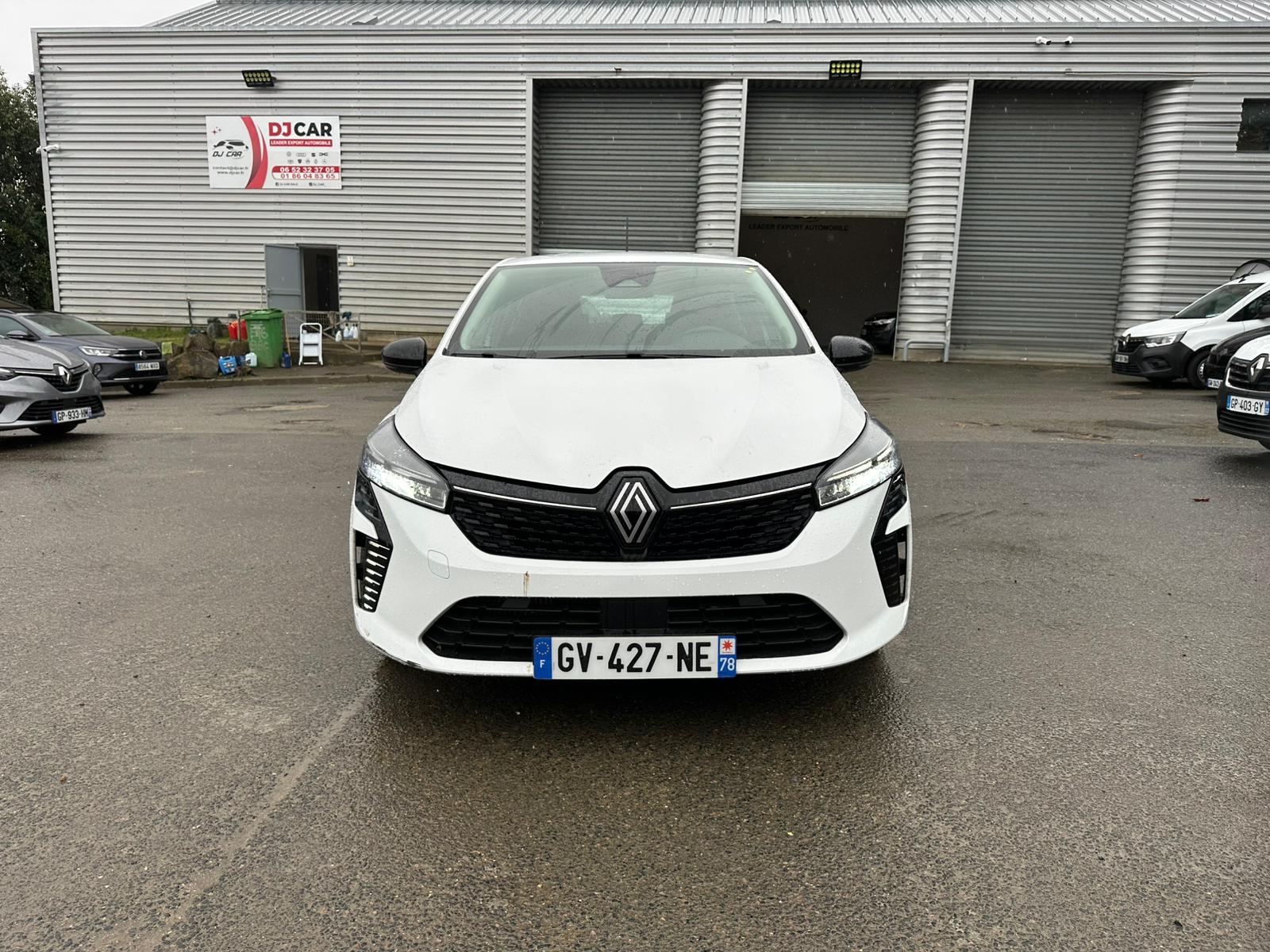 Achat RENAULT CLIO V 1.0 TCe 90CH Evolution – 5P 05/03/2024 en France pour importation en Algérie (Occasion). Spécialiste Export -3 ans, CCR, Mujahid chez DJ CAR. Réf xzbqltc