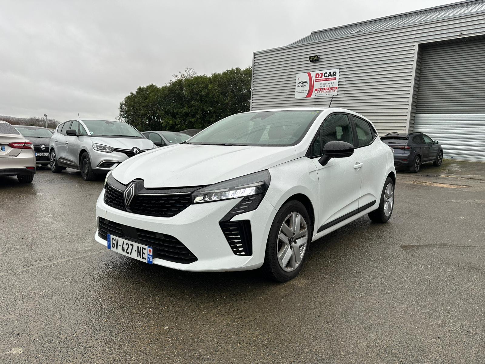 Achat RENAULT CLIO V 1.0 TCe 90CH Evolution – 5P 05/03/2024 en France pour importation en Algérie (Occasion). Spécialiste Export -3 ans, CCR, Mujahid chez DJ CAR. Réf xzbqltc