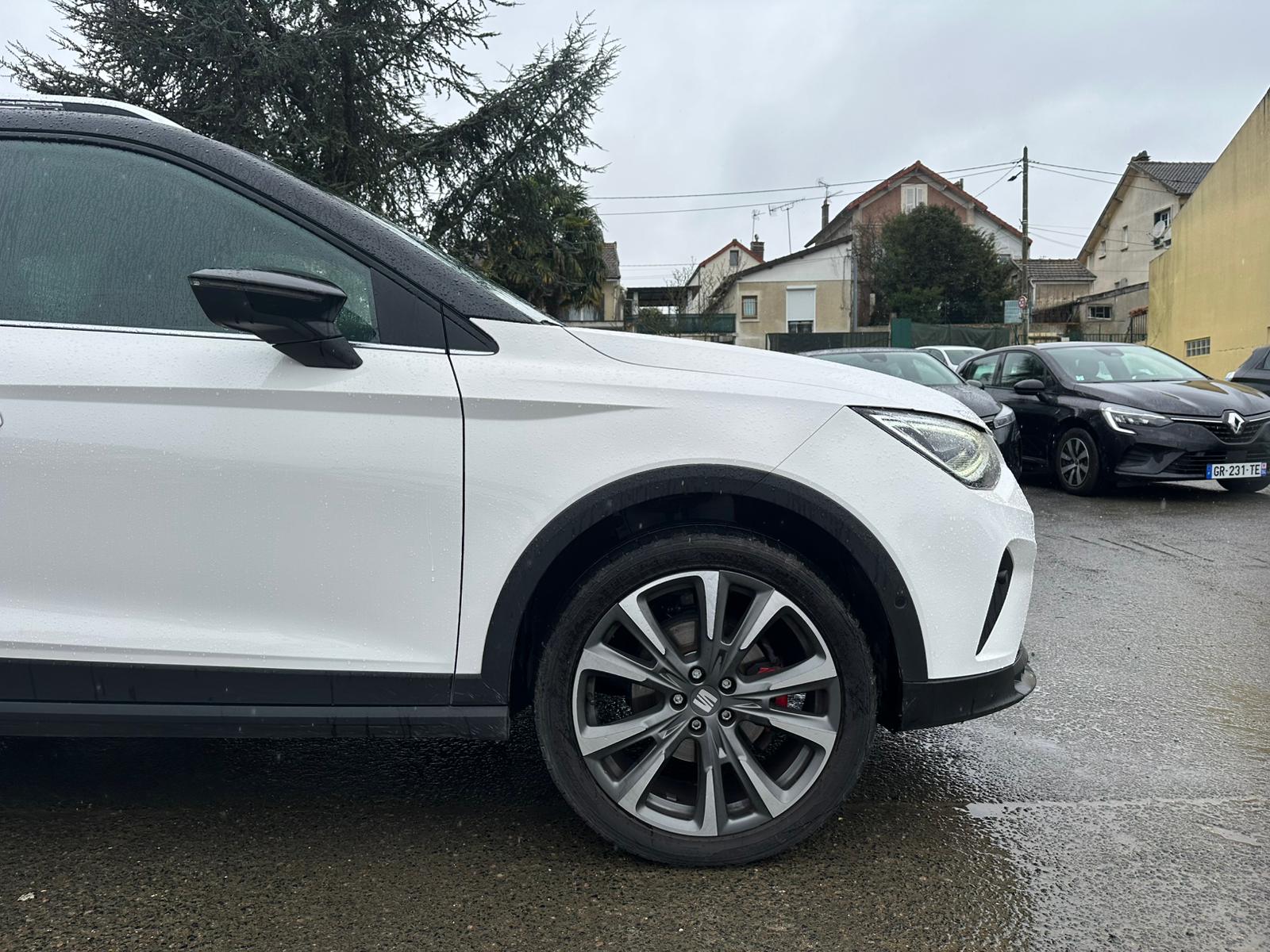 Achat SEAT ARONA PHASE 2 1,0 TSI 115CH FR EDITION SPECIALE 03/03/2025 en France pour importation en Algérie (Occasion). Spécialiste Export -3 ans, CCR, Mujahid chez DJ CAR. Réf bwh4kryw