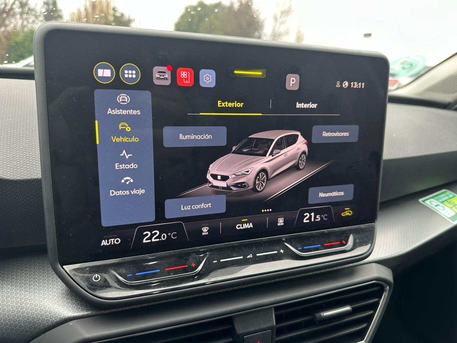 Achat SEAT LEON IV 1,5 TSI 115CV BVM STYLE 25 ANNIVERSAIRE 05/03/2025 en France pour importation en Algérie (Occasion). Spécialiste Export -3 ans, CCR, Mujahid chez DJ CAR. Réf 2bsr213