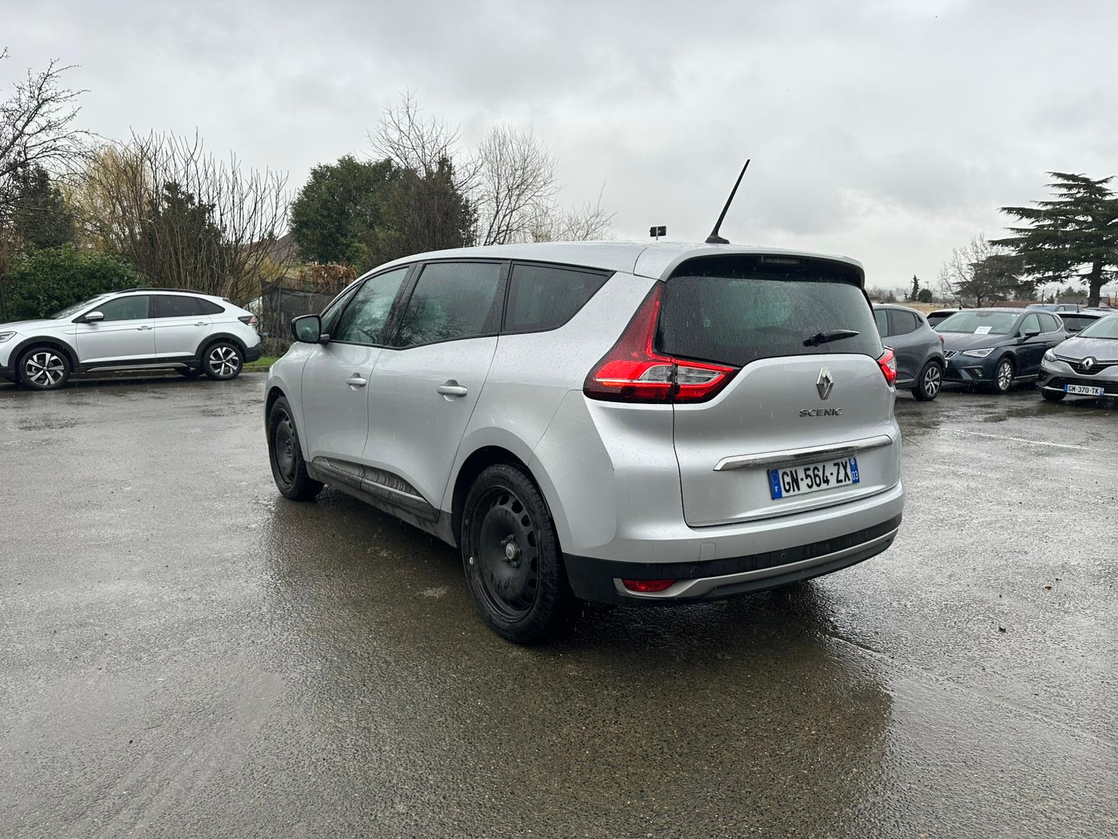 Achat RENAULT GRAND SCENIC IV 1.3 TCE 140CH EVOLUTION BVA – 7P 19/05/2023 en France pour importation en Algérie (Occasion). Spécialiste Export -3 ans, CCR, Mujahid chez DJ CAR. Réf 9nzlh91k5