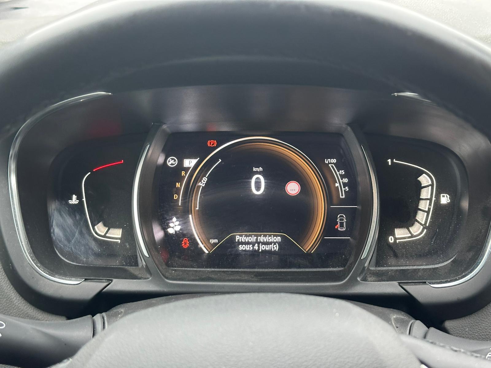 Achat RENAULT GRAND SCENIC IV 1.3 TCE 140CH EVOLUTION BVA – 7P 19/05/2023 en France pour importation en Algérie (Occasion). Spécialiste Export -3 ans, CCR, Mujahid chez DJ CAR. Réf 9nzlh91k5